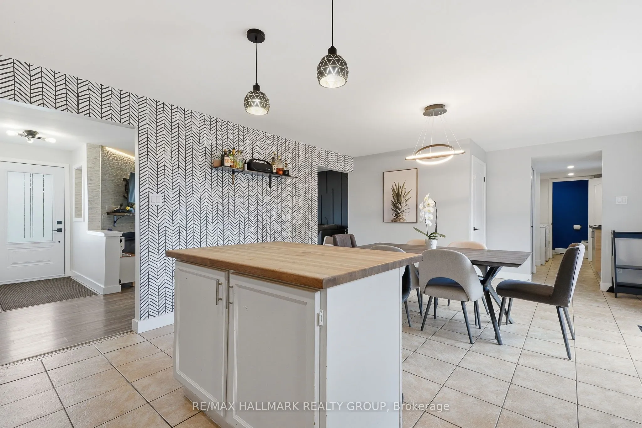 1236 ST ALBERT Road