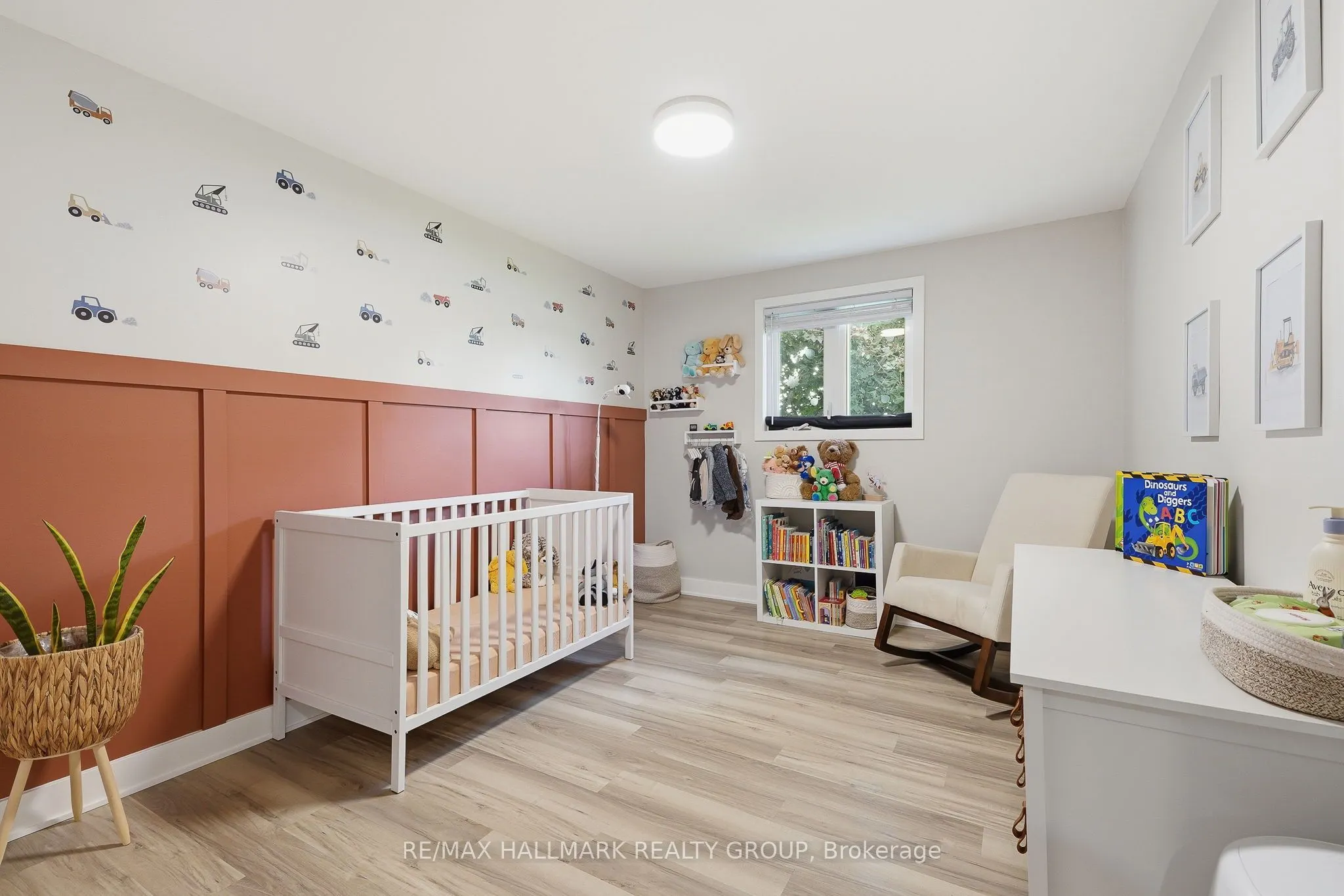 1236 ST ALBERT Road