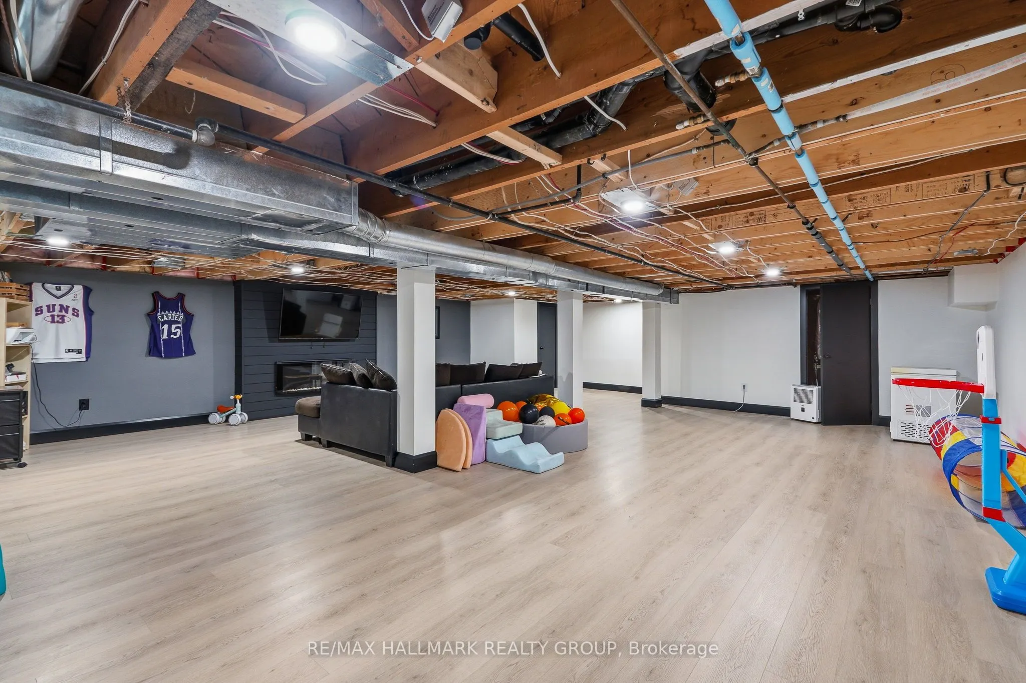 1236 ST ALBERT Road