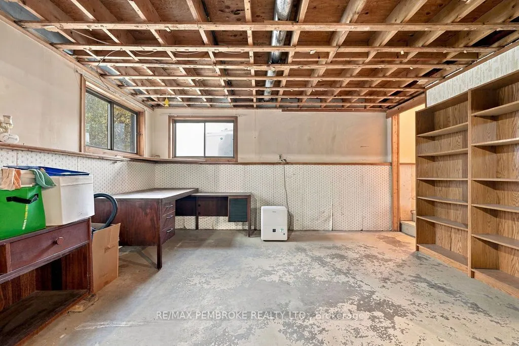 995 Schutt Road