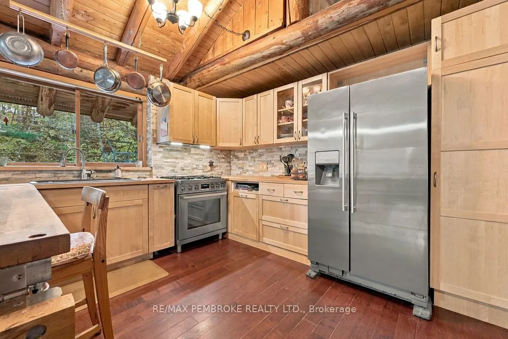 995 Schutt Road