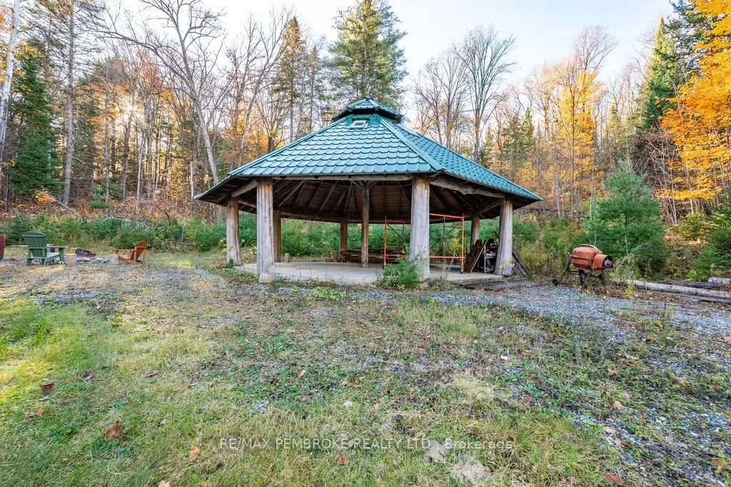 995 Schutt Road