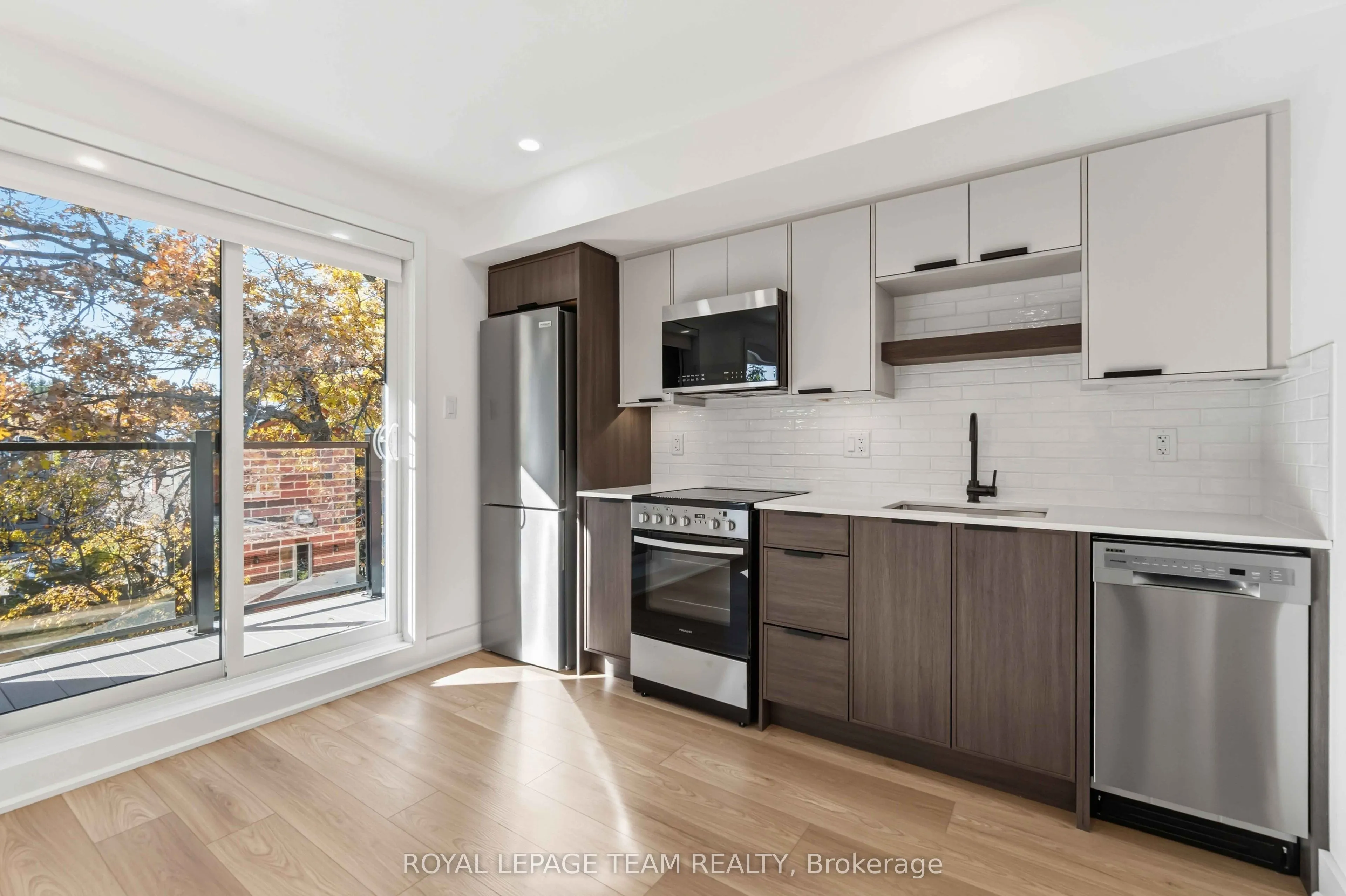 100 Hamilton Avenue N #8