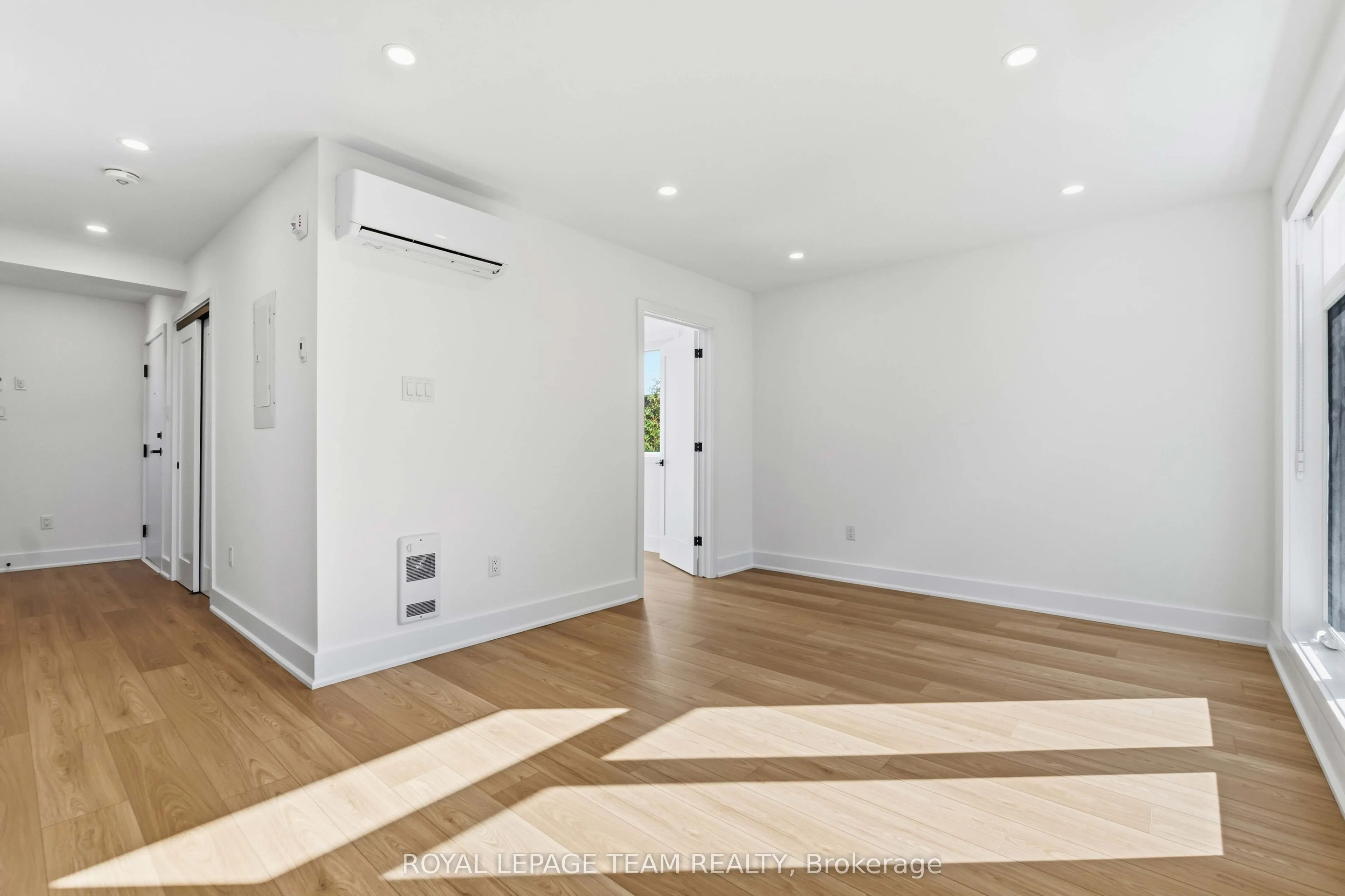 100 Hamilton Avenue N #8