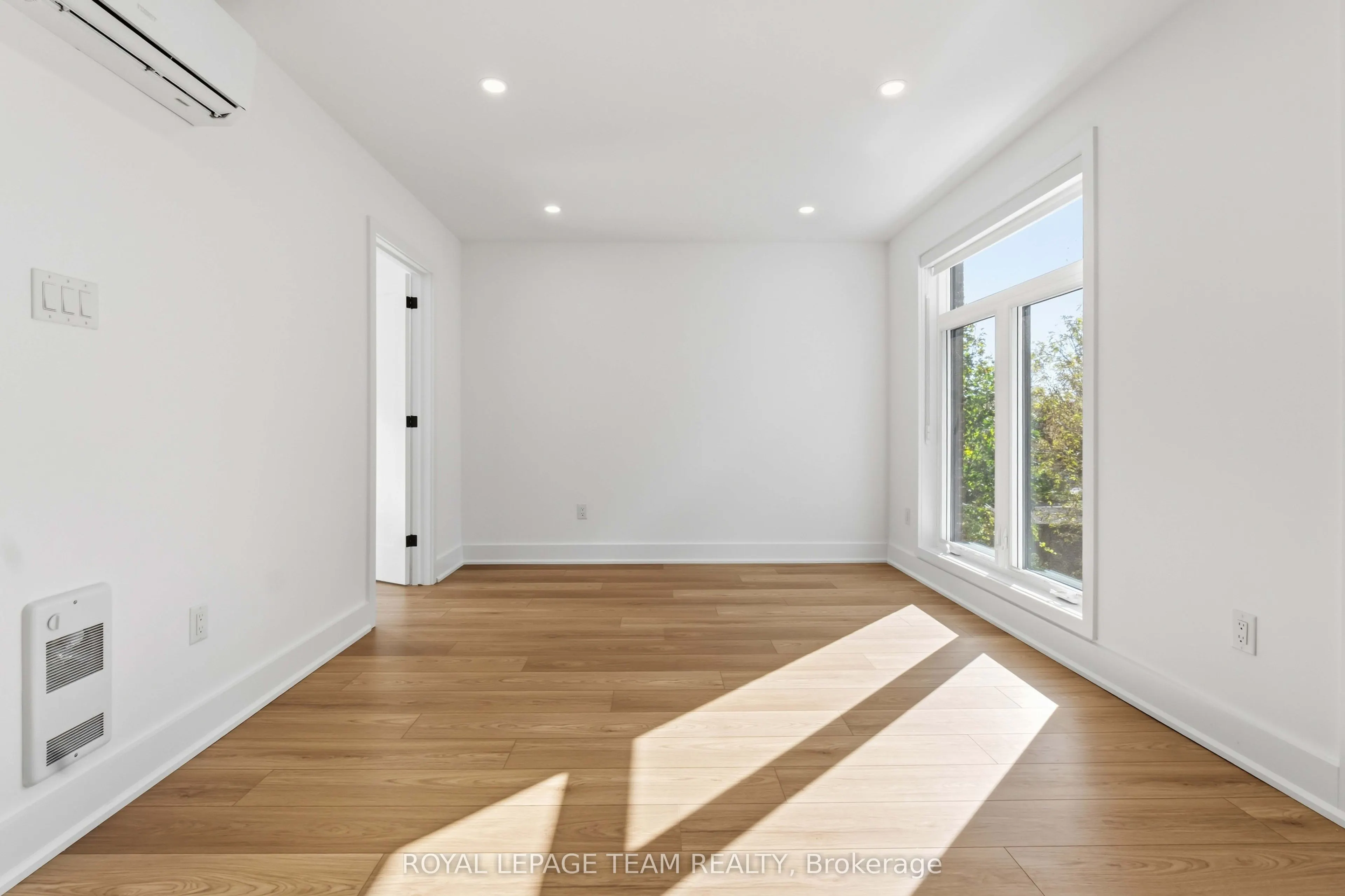 100 Hamilton Avenue N #8