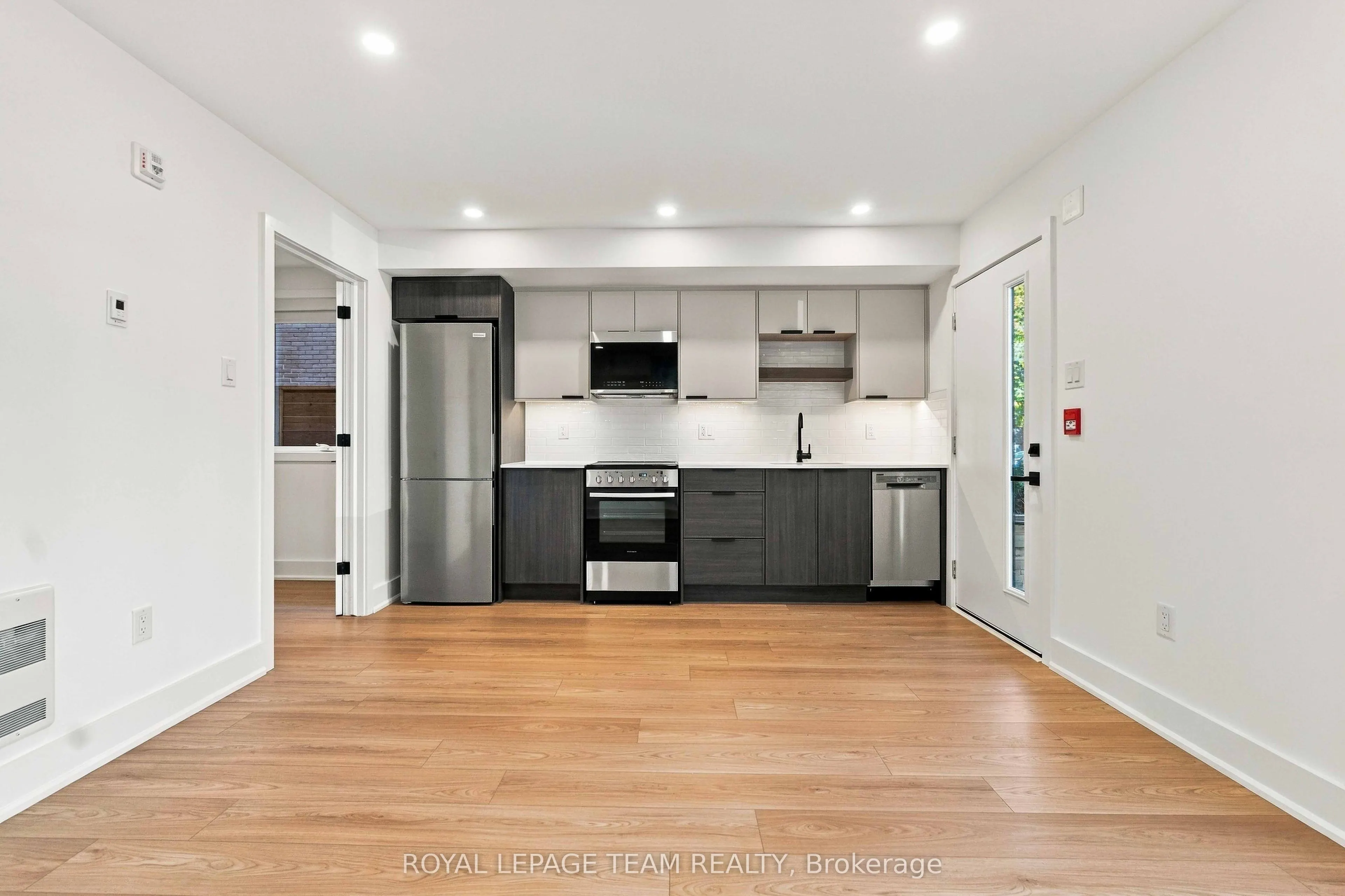100 Hamilton Avenue N #3