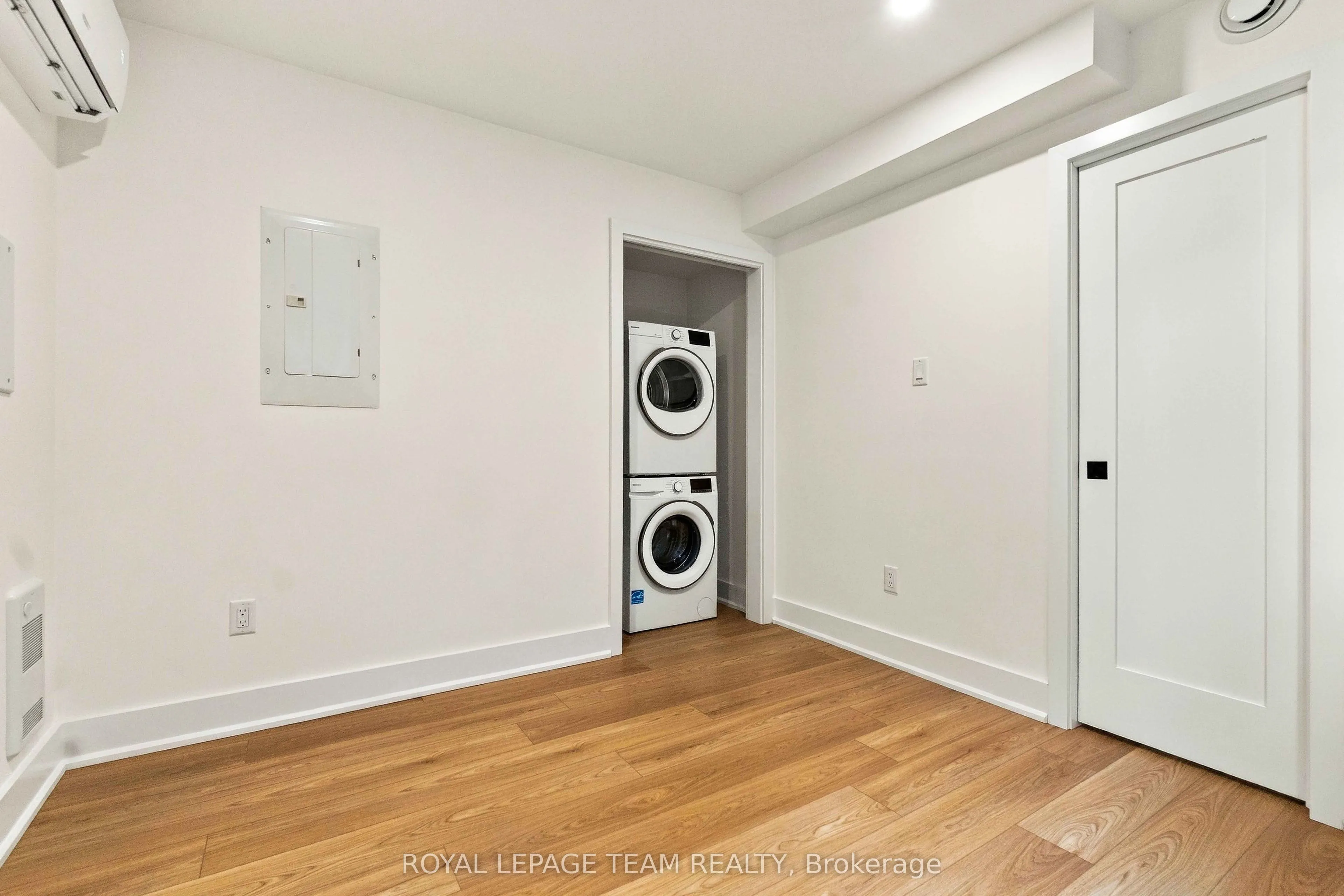 100 Hamilton Avenue N #3