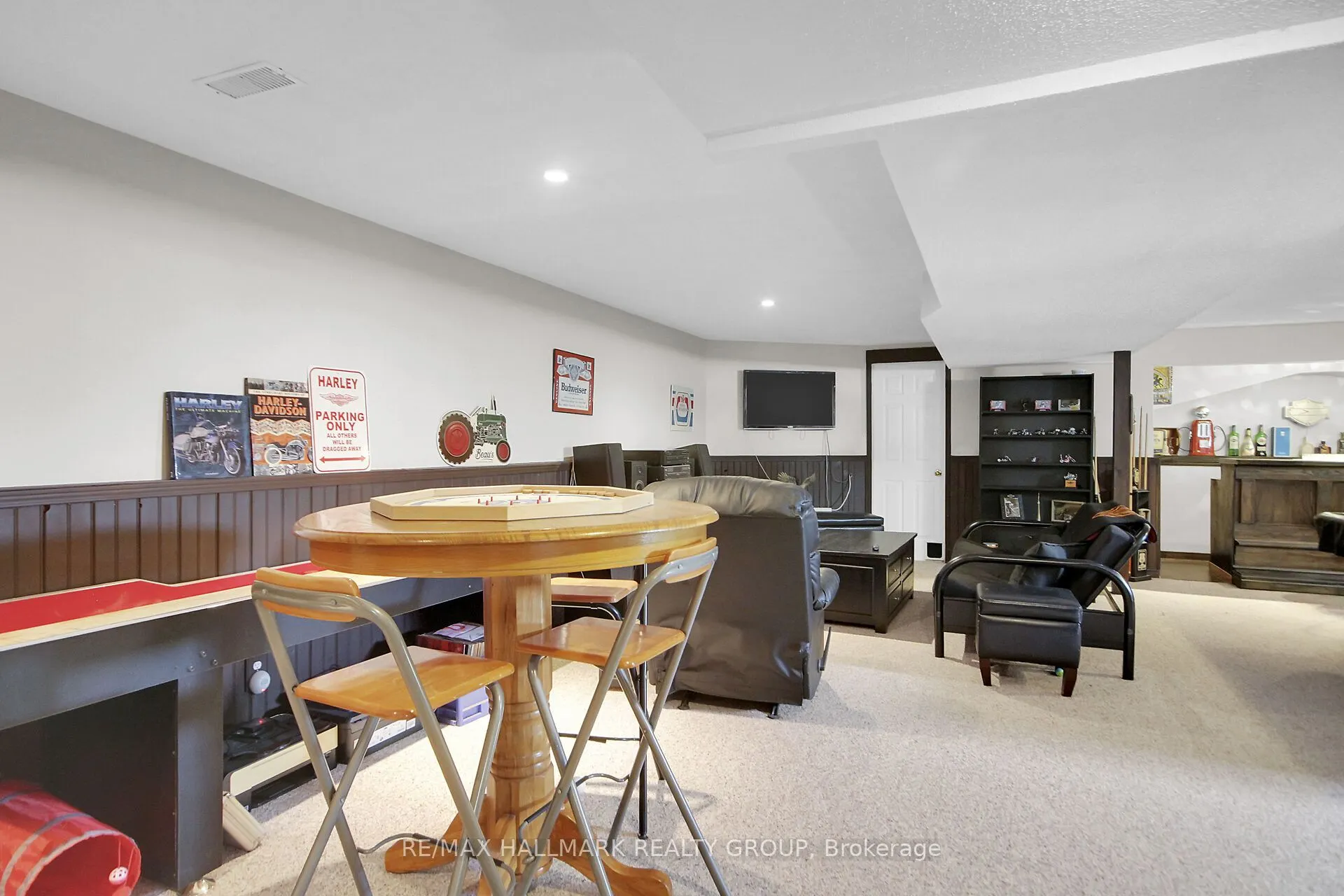 6151 Malakoff Road