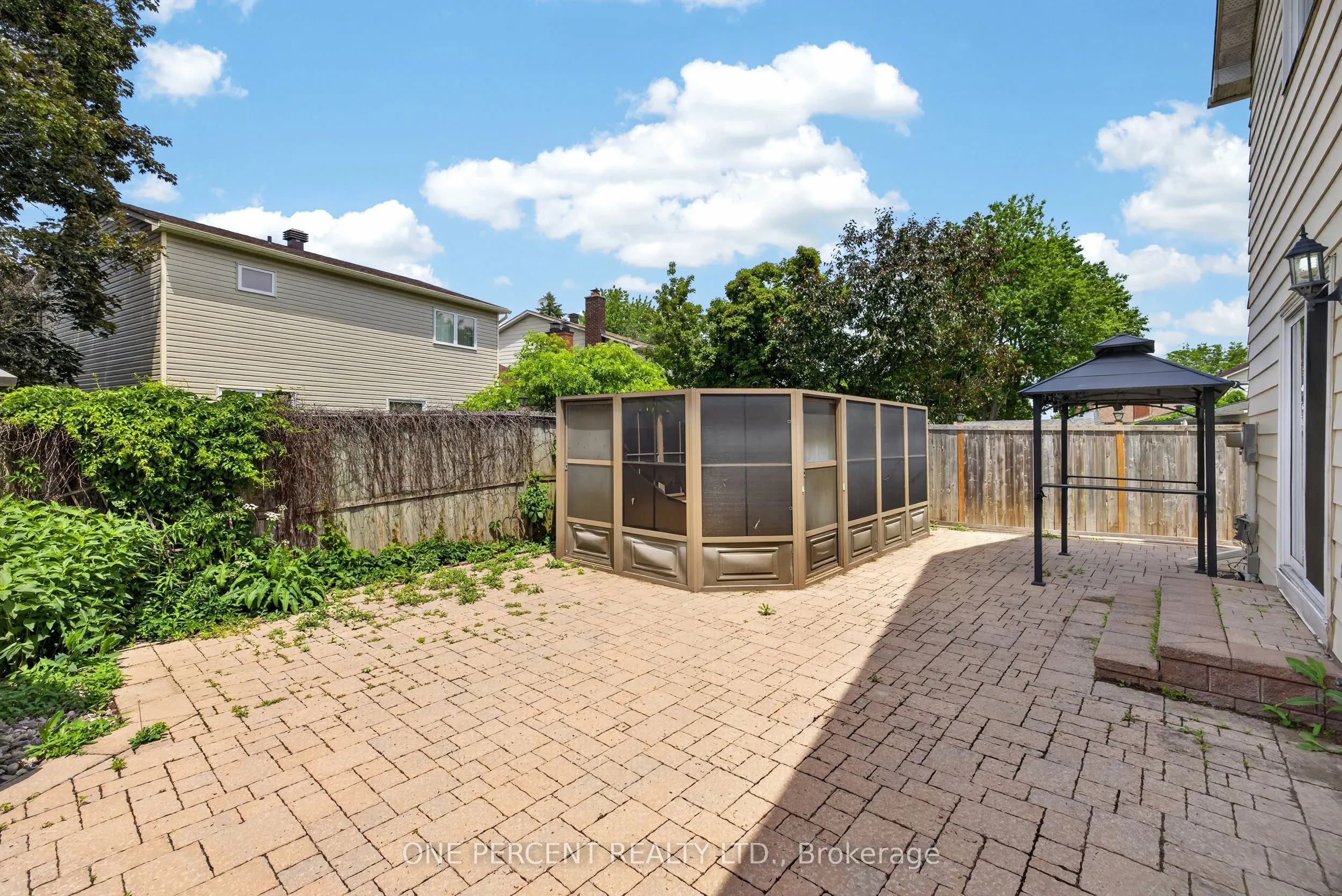6343 Mattice Avenue