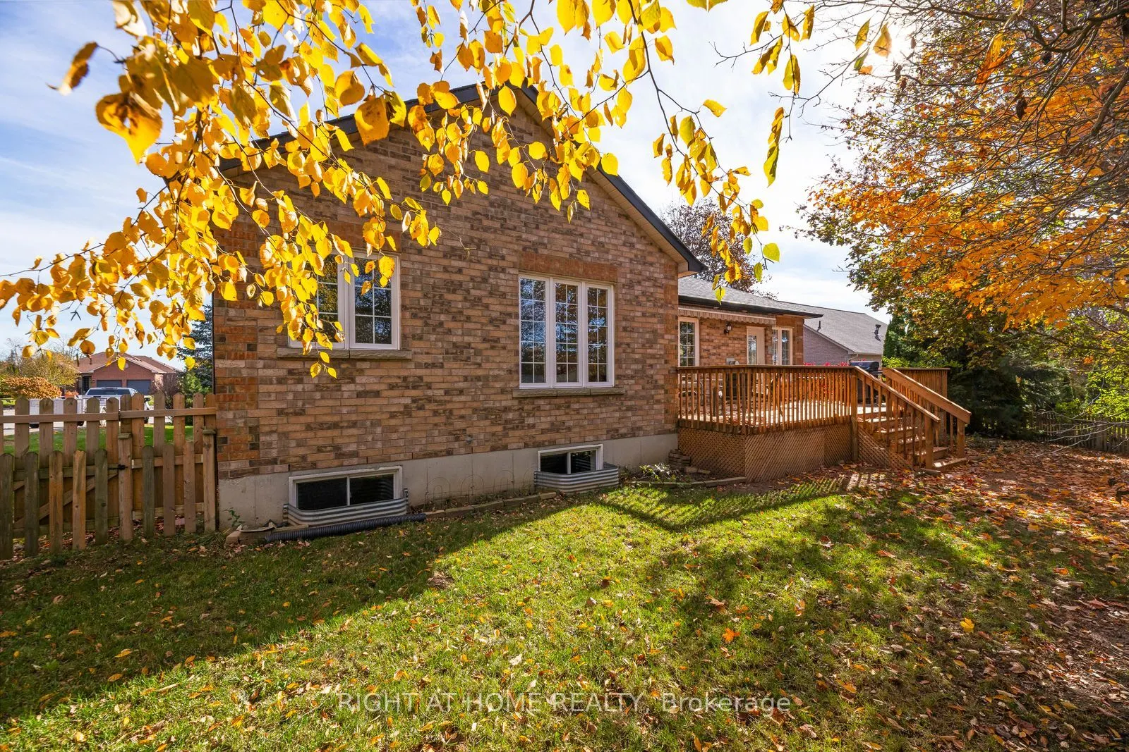 21 Crescent Moon Lane