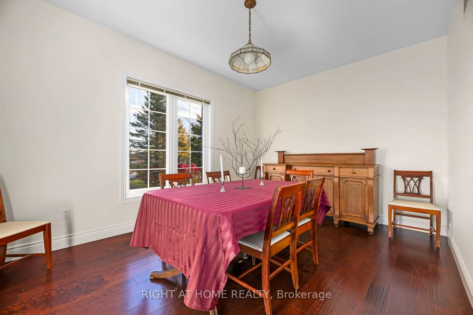21 Crescent Moon Lane