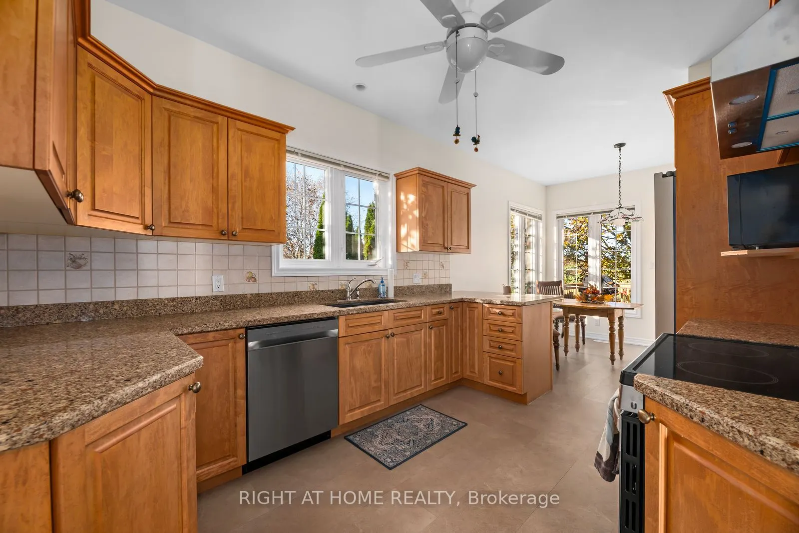 21 Crescent Moon Lane
