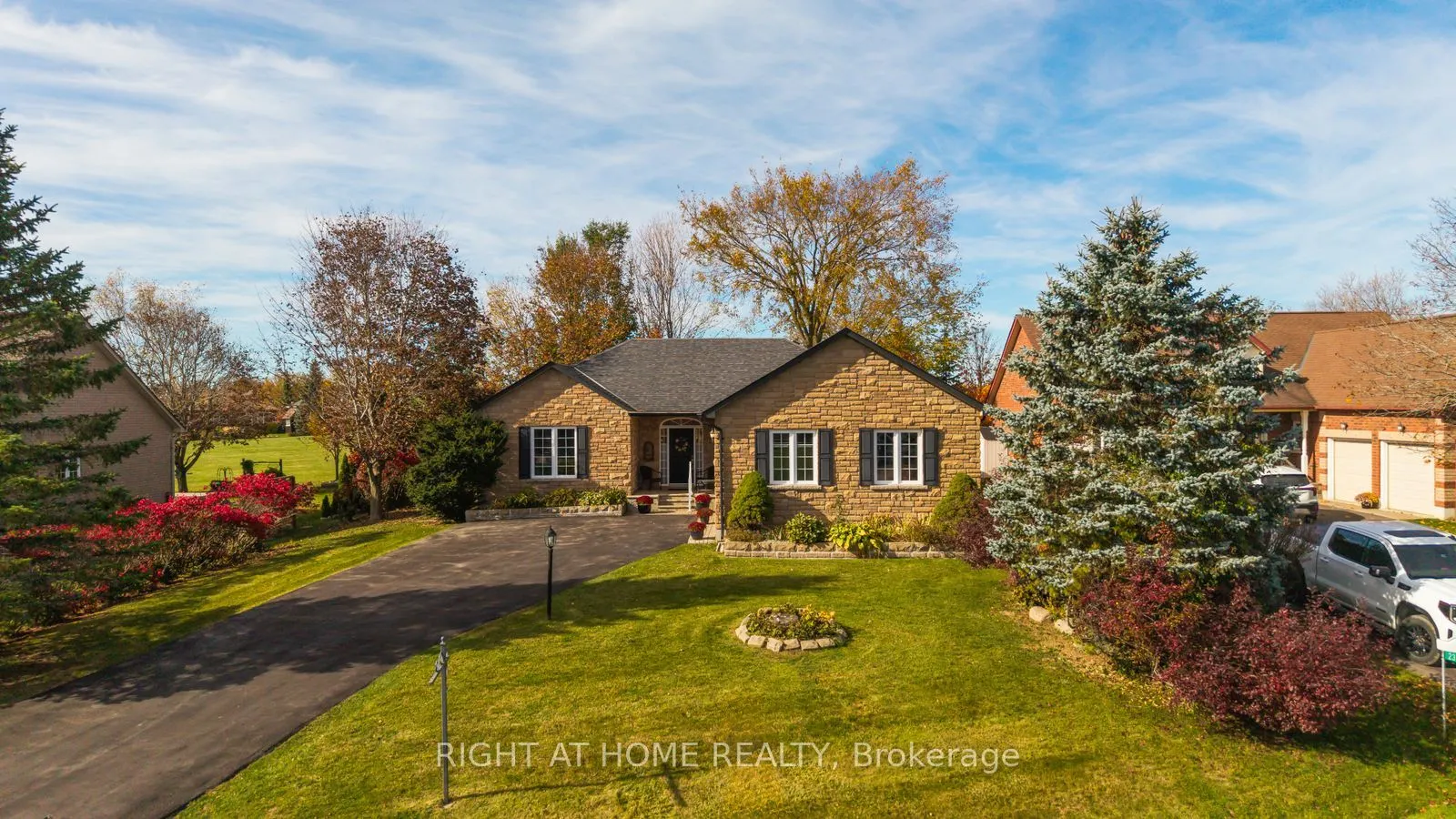 21 Crescent Moon Lane