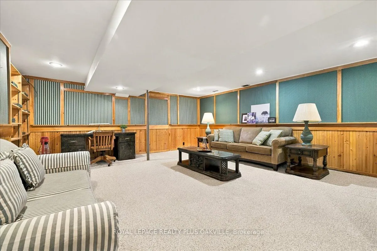 462 Evergreen Avenue