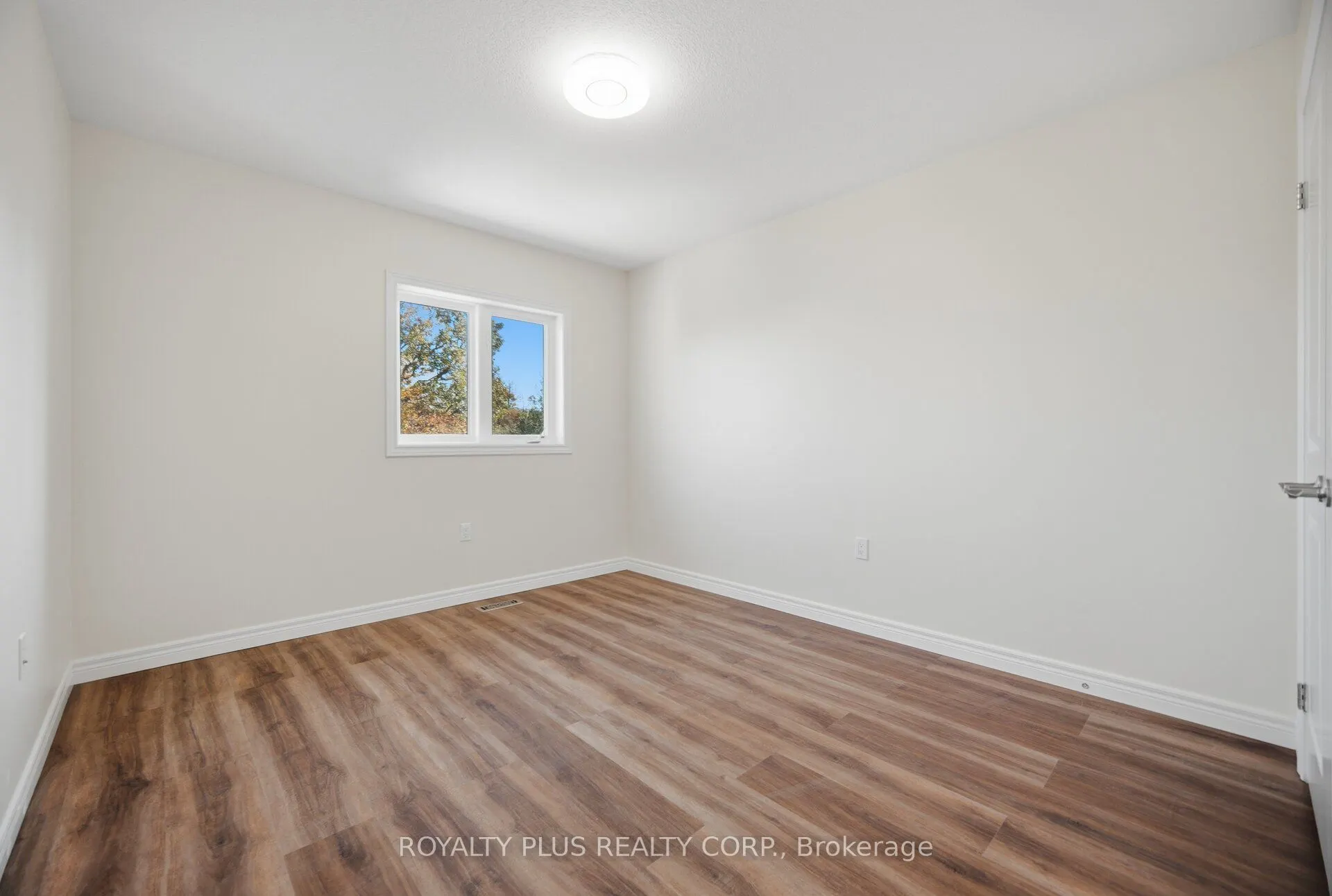 116 Echovalley Drive