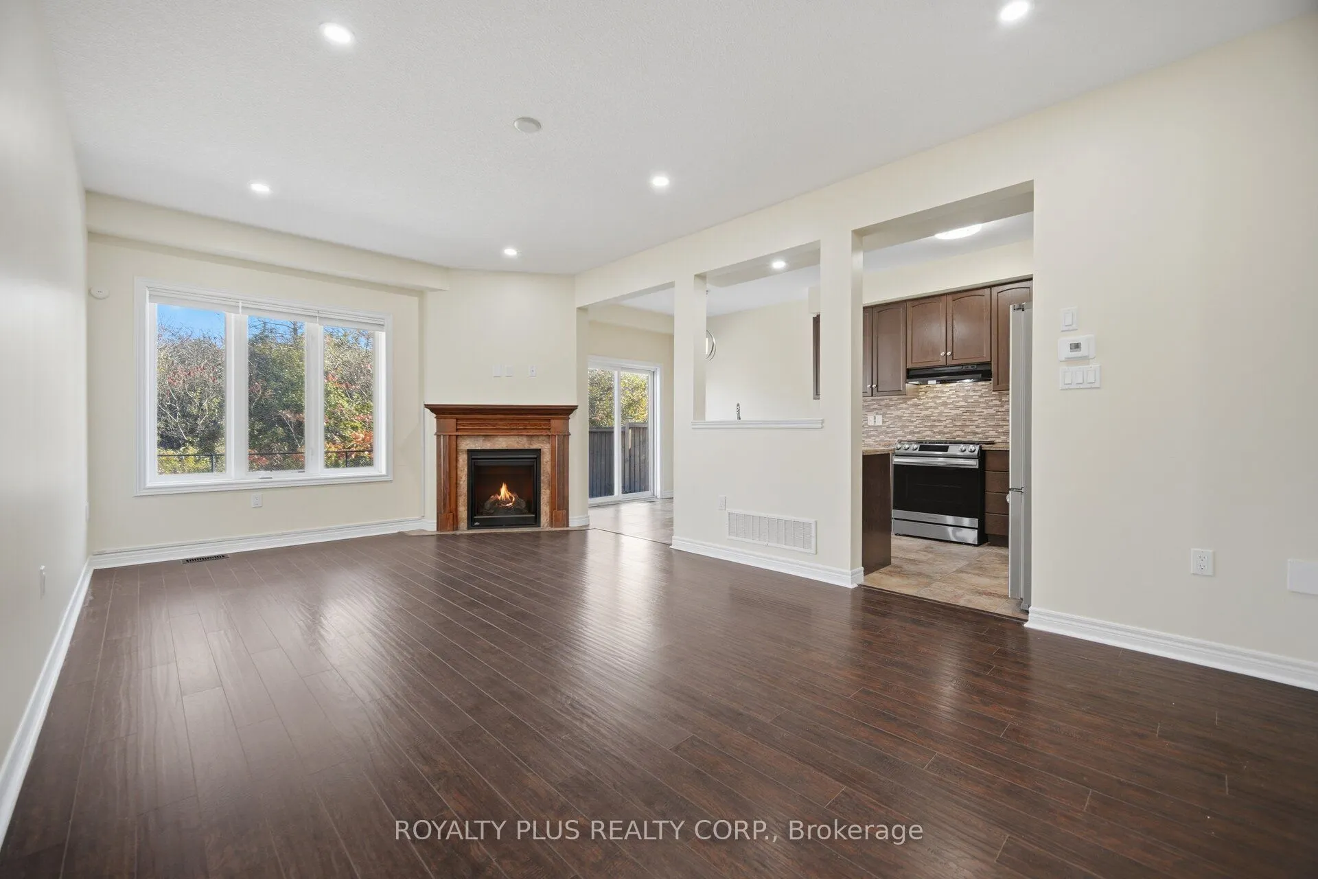 116 Echovalley Drive