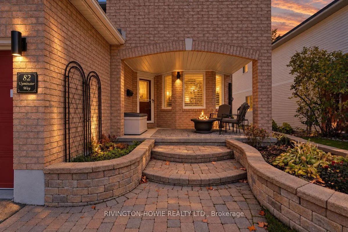 82 Upminster Way