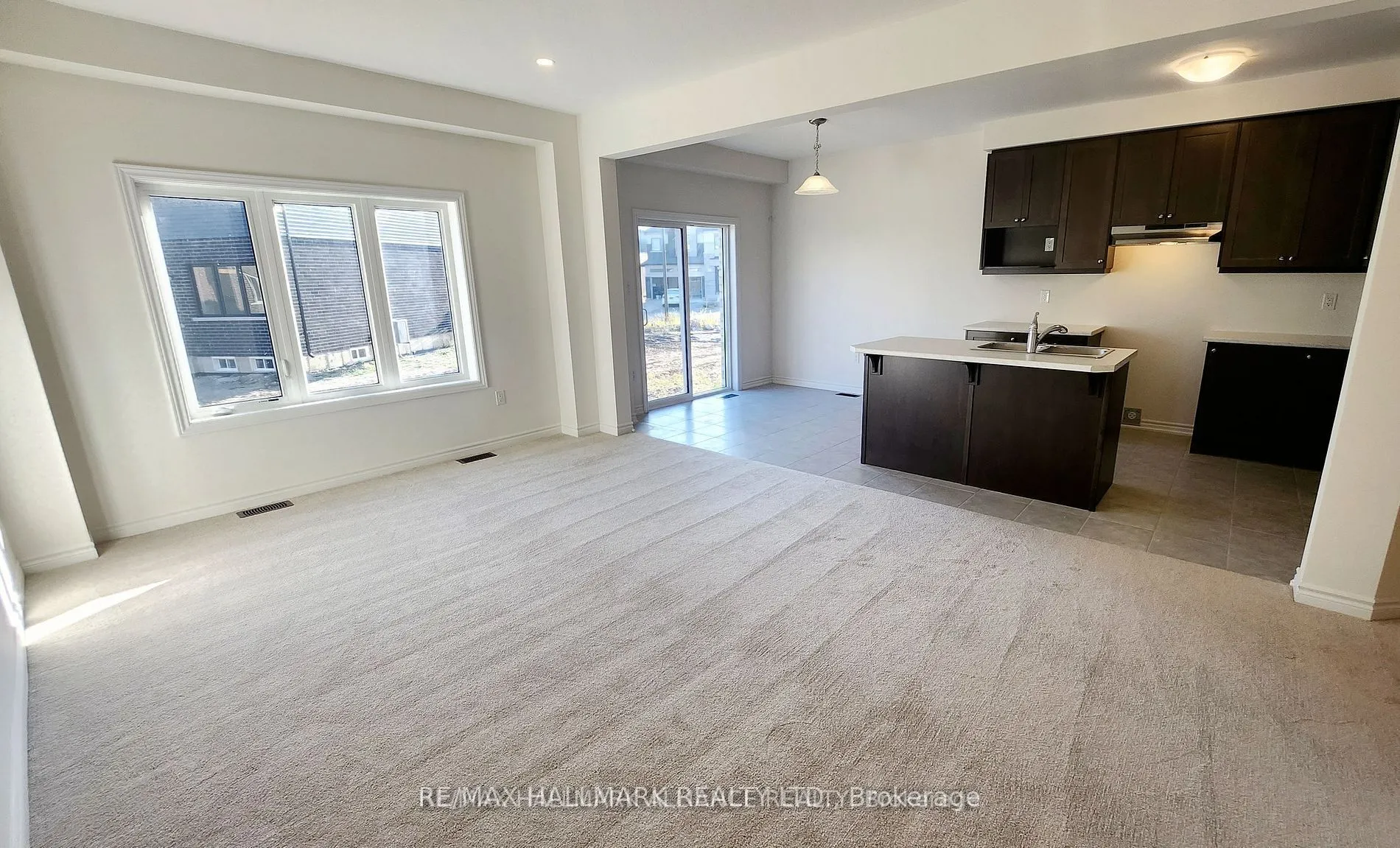 62 Macklin Street