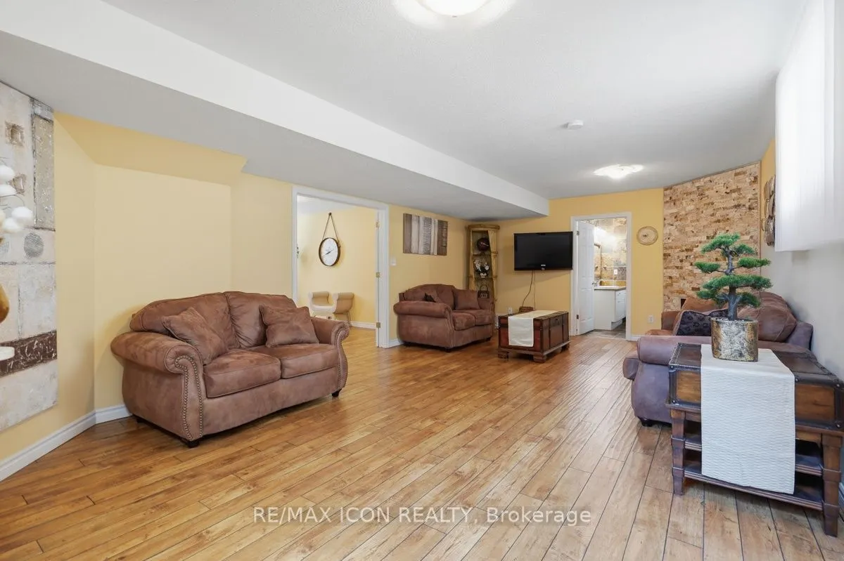 632 Thornwood Drive