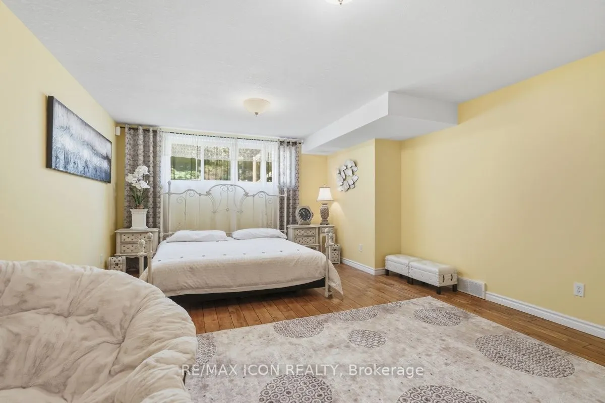 632 Thornwood Drive