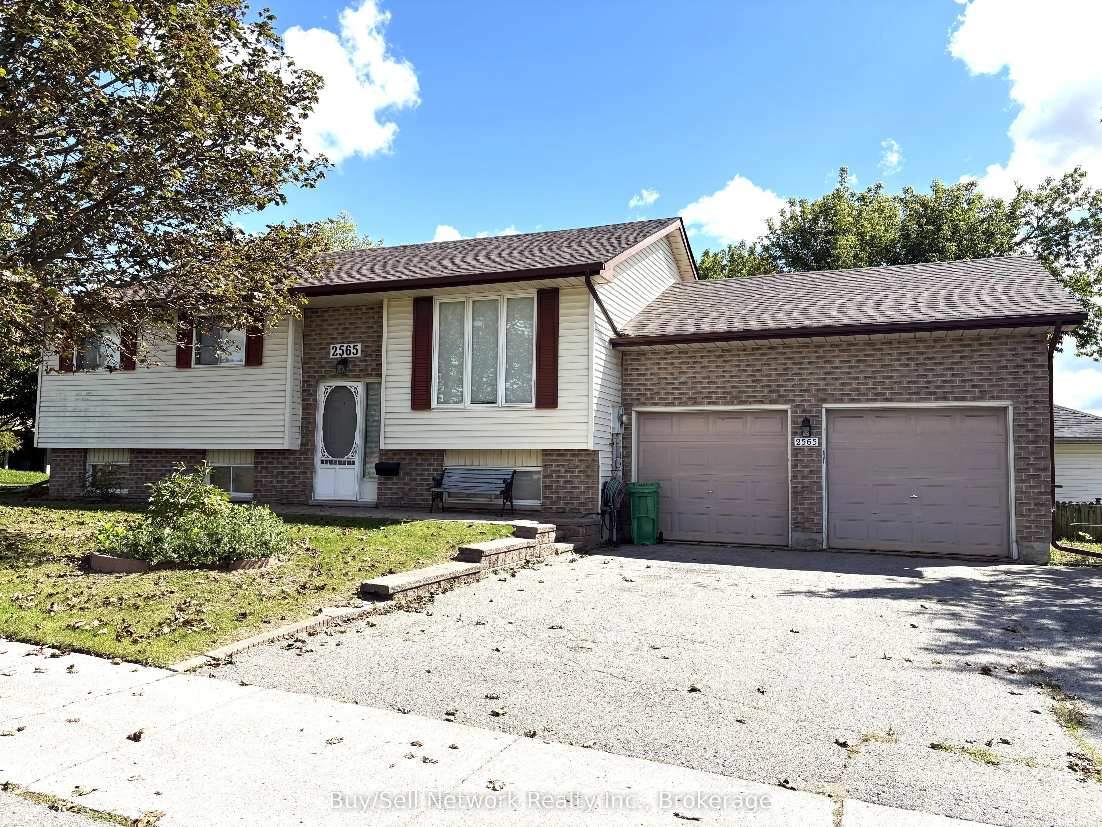 2565 Marsdale Drive