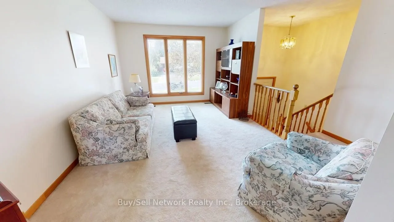 2565 Marsdale Drive