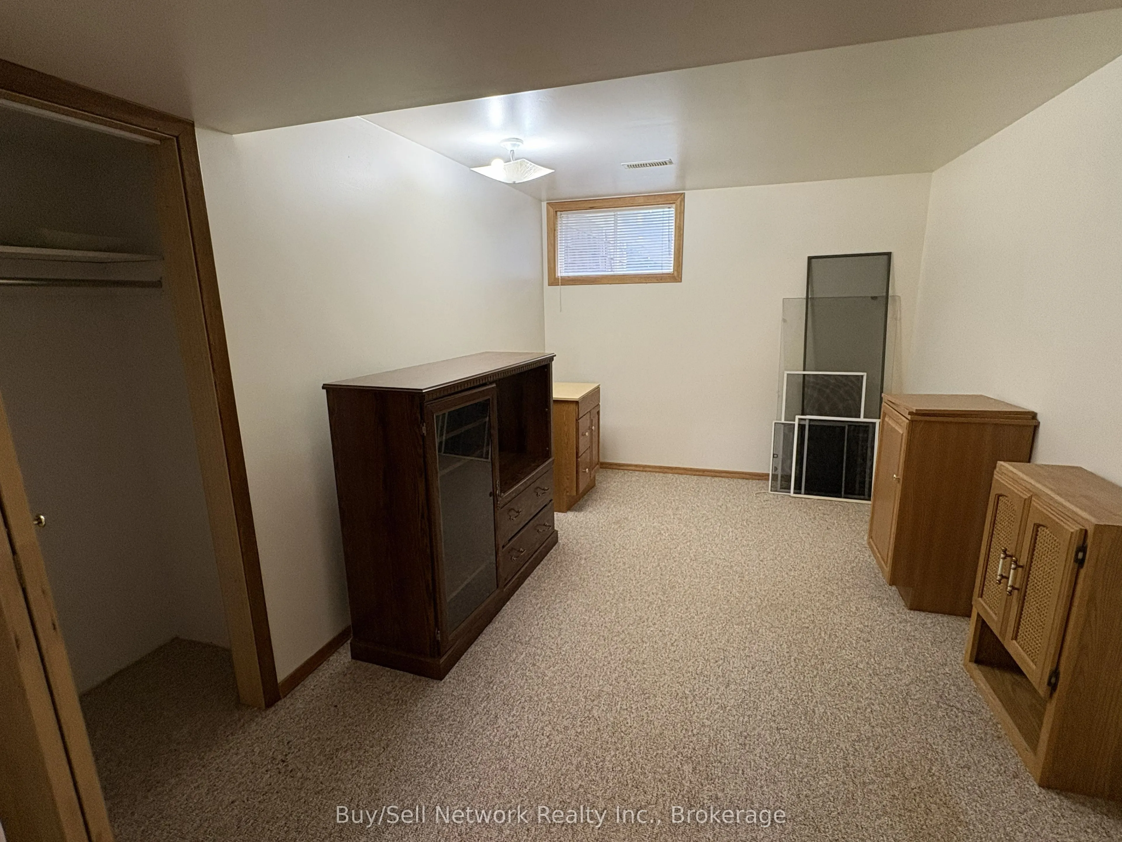 2565 Marsdale Drive