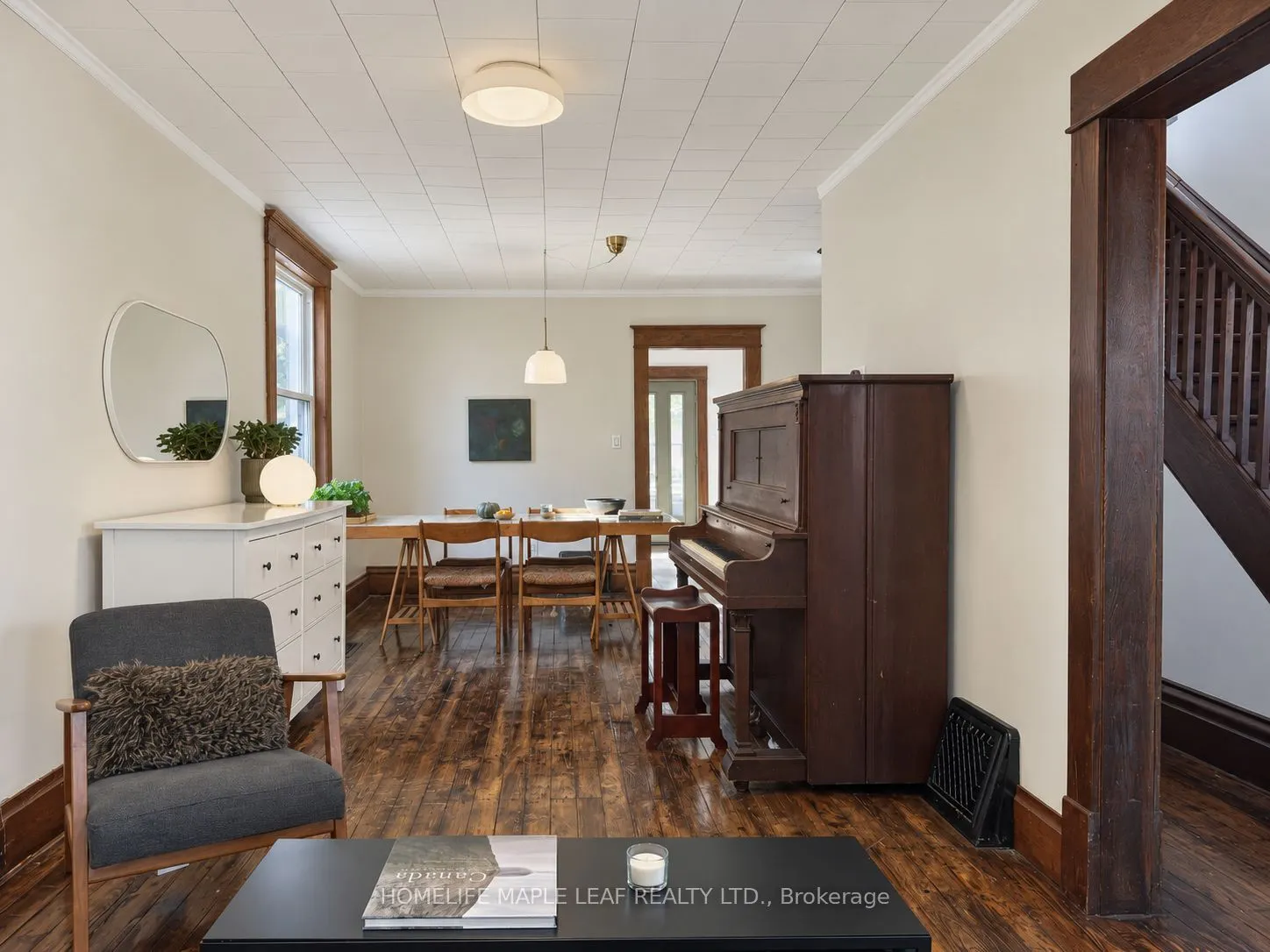136 Forest Road