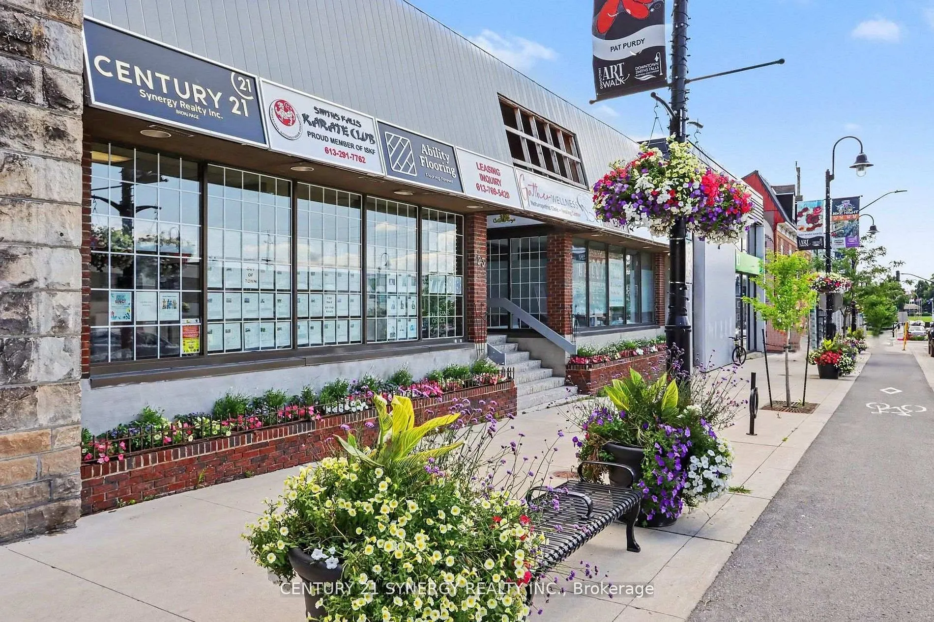 23 Beckwith Street N #204