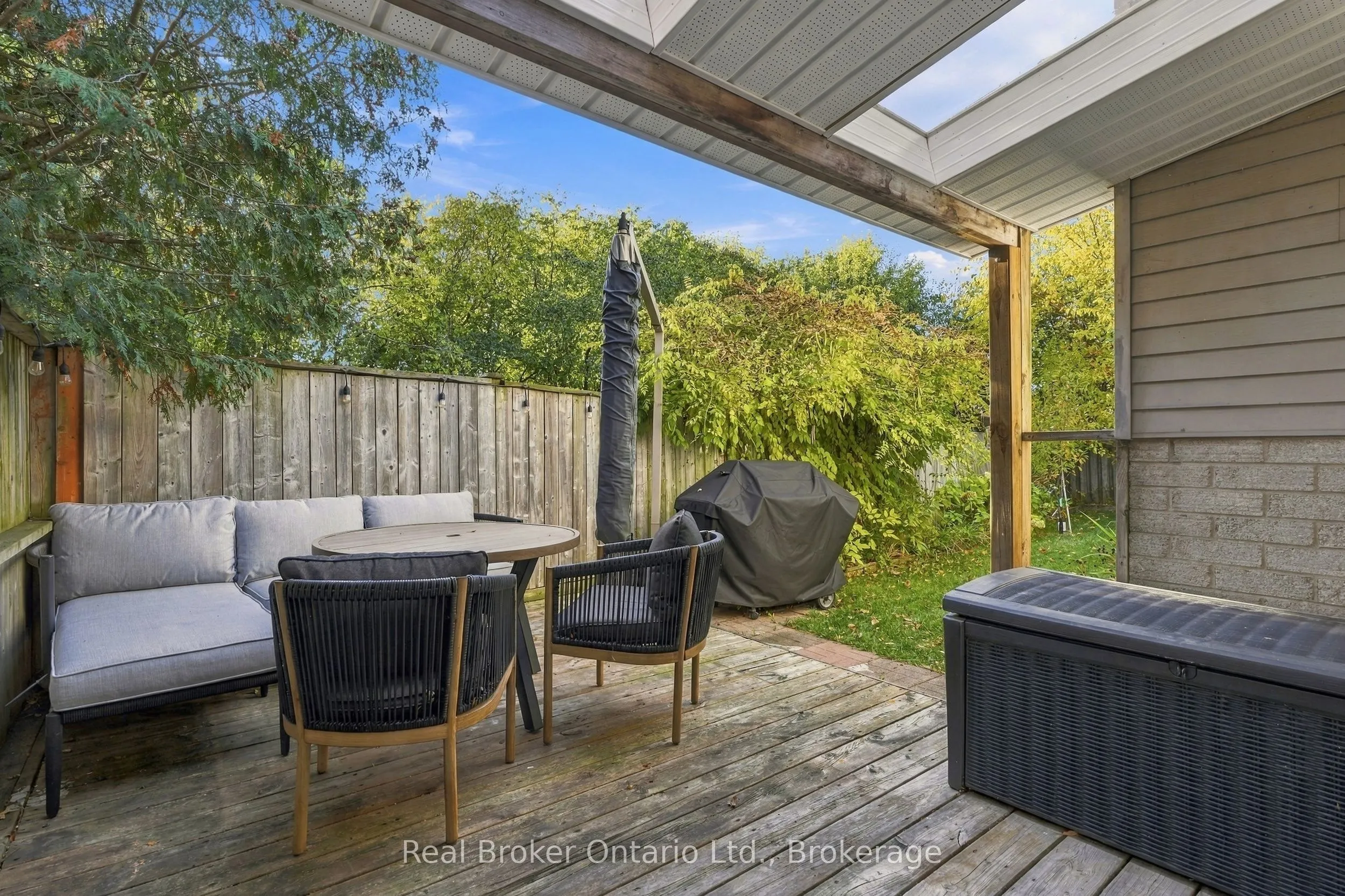 427A Dayna Crescent