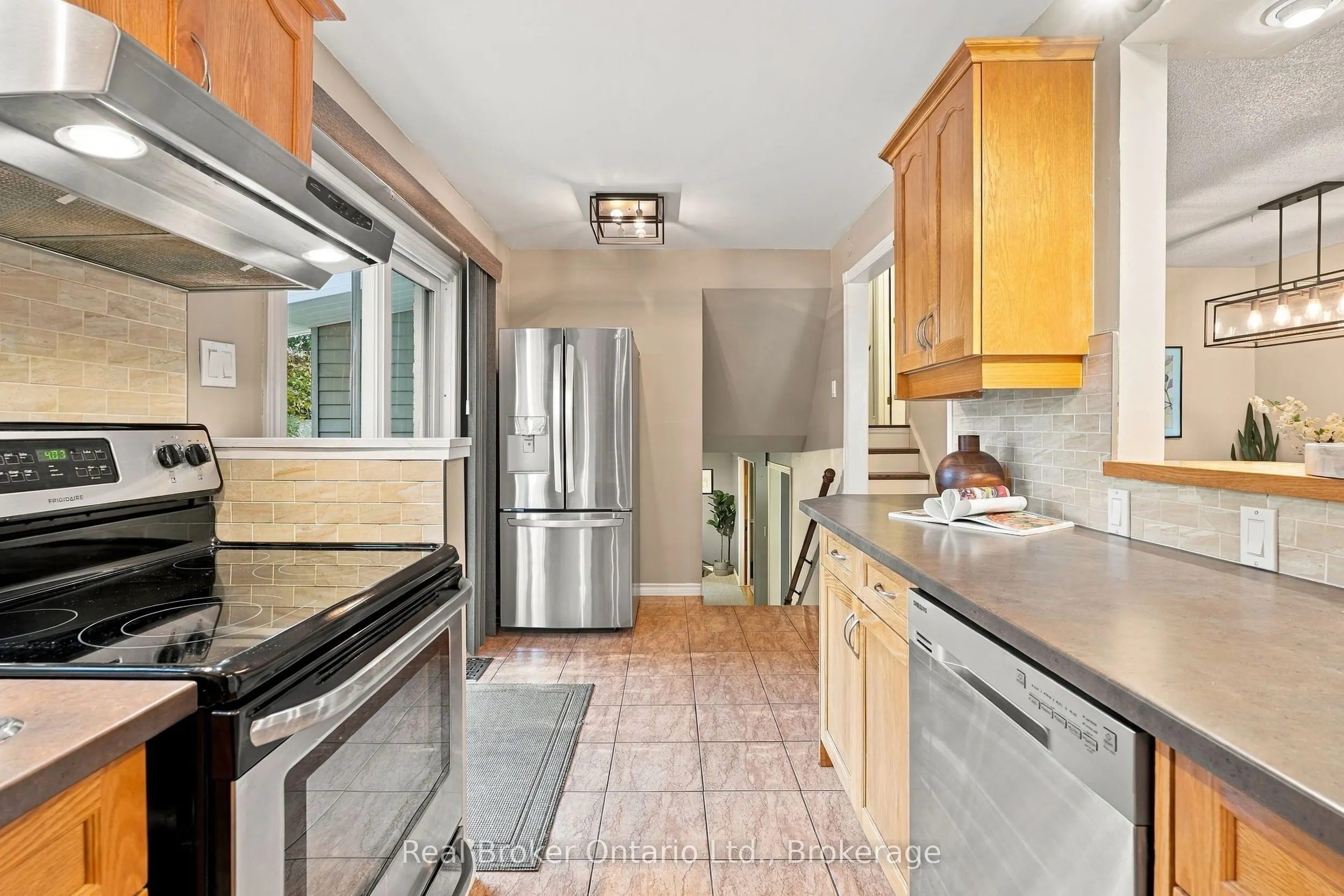 427A Dayna Crescent