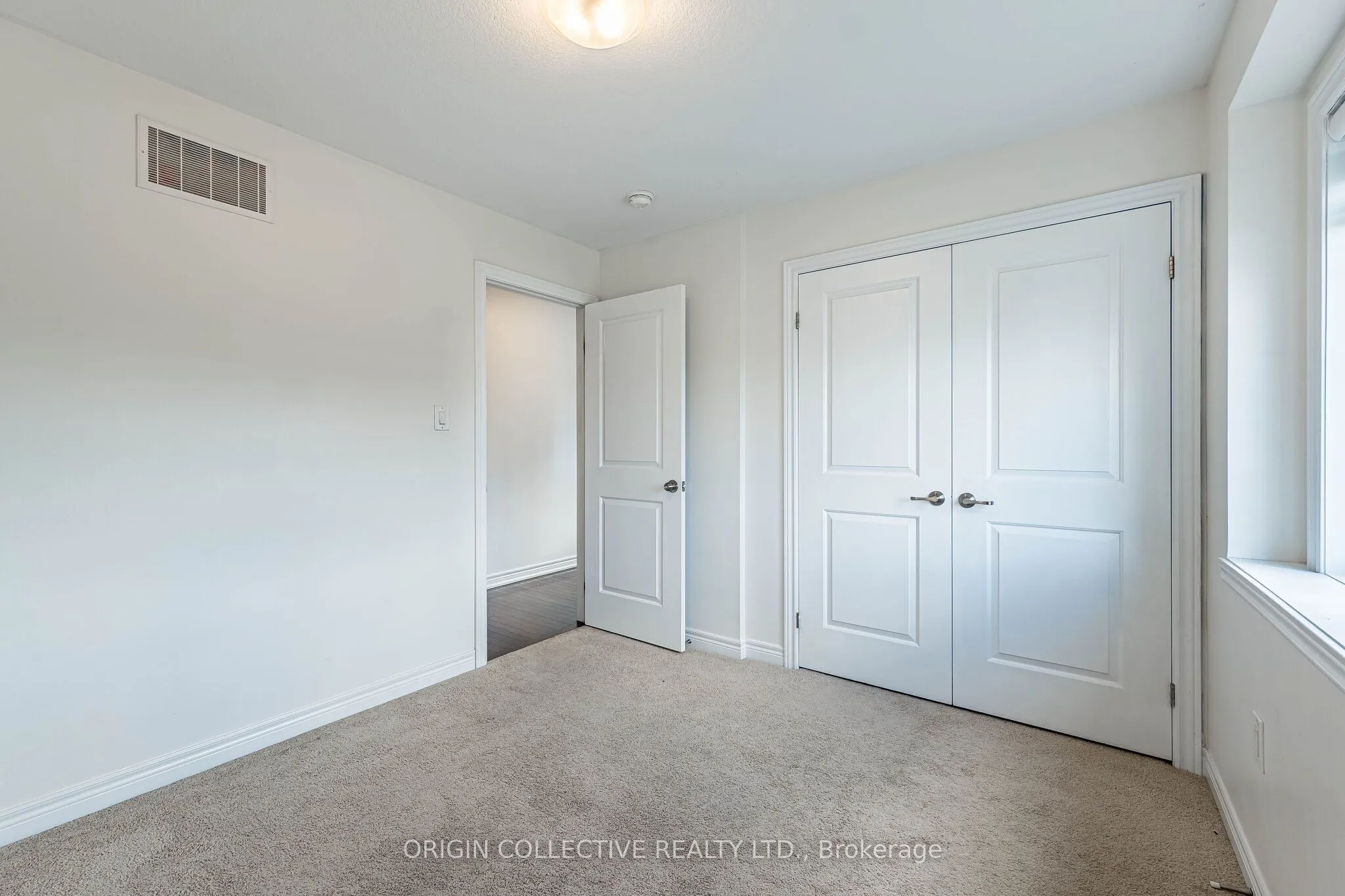 136 Westbank Trail E