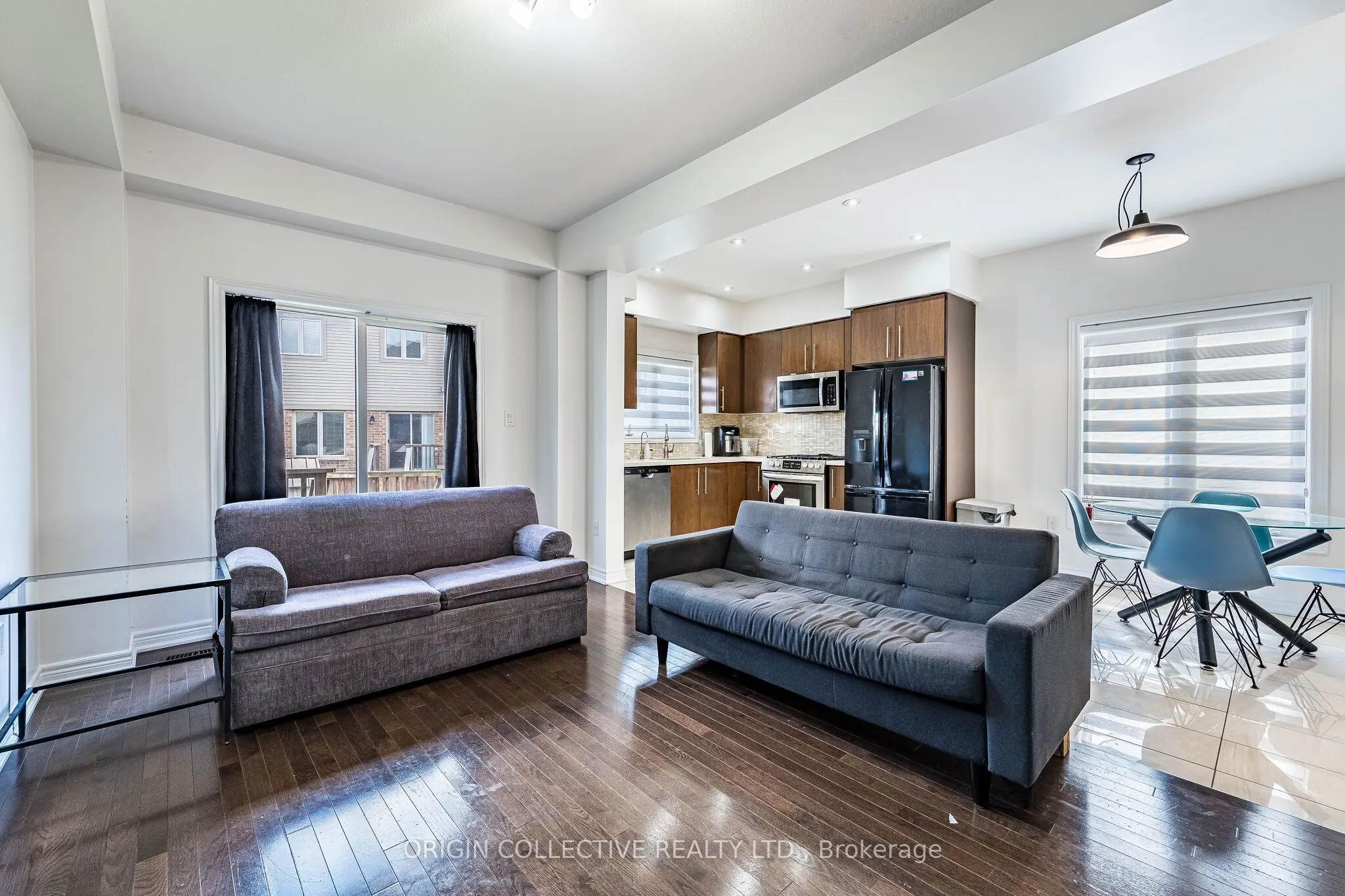 136 Westbank Trail E