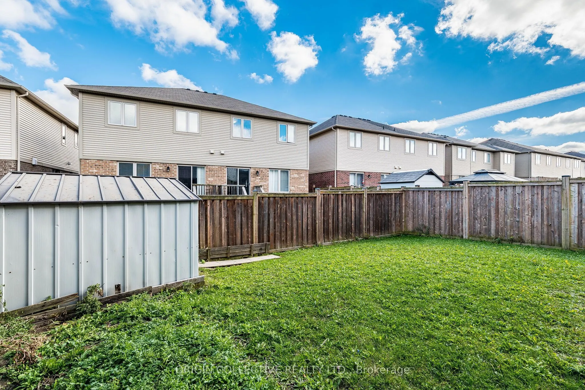 136 Westbank Trail E