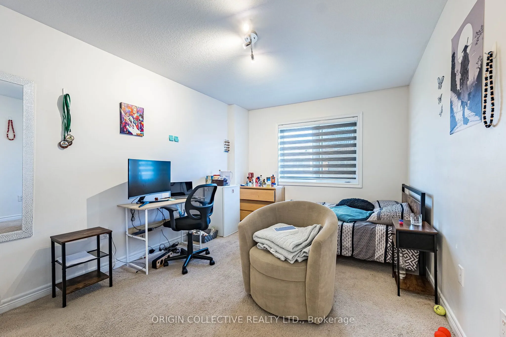 136 Westbank Trail E
