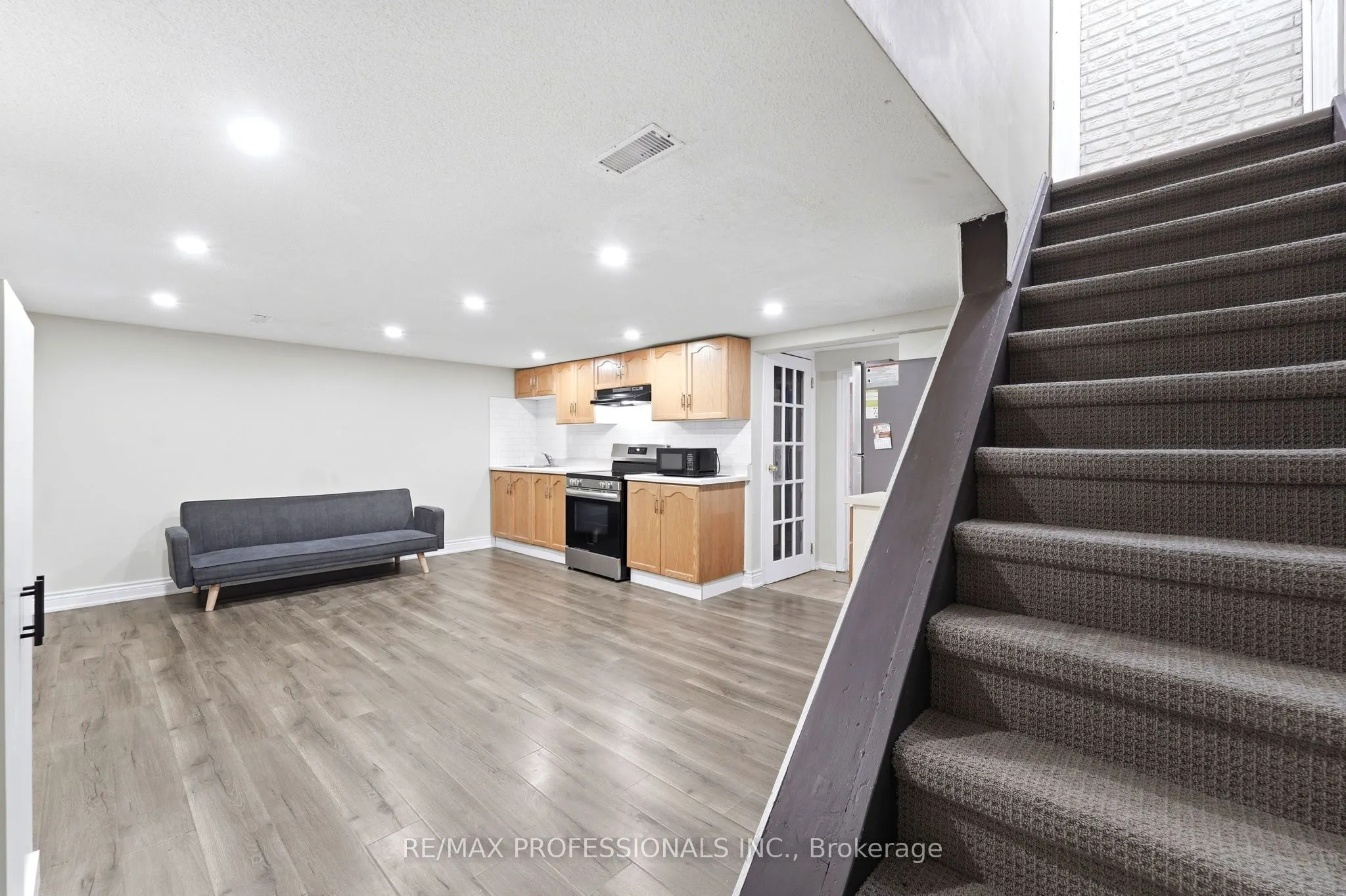 46 Lilacside Drive