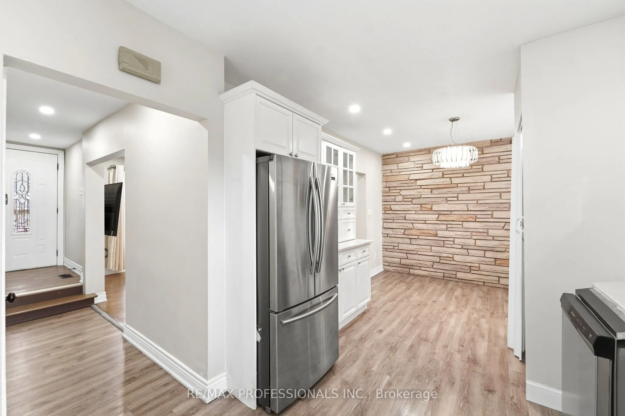 46 Lilacside Drive