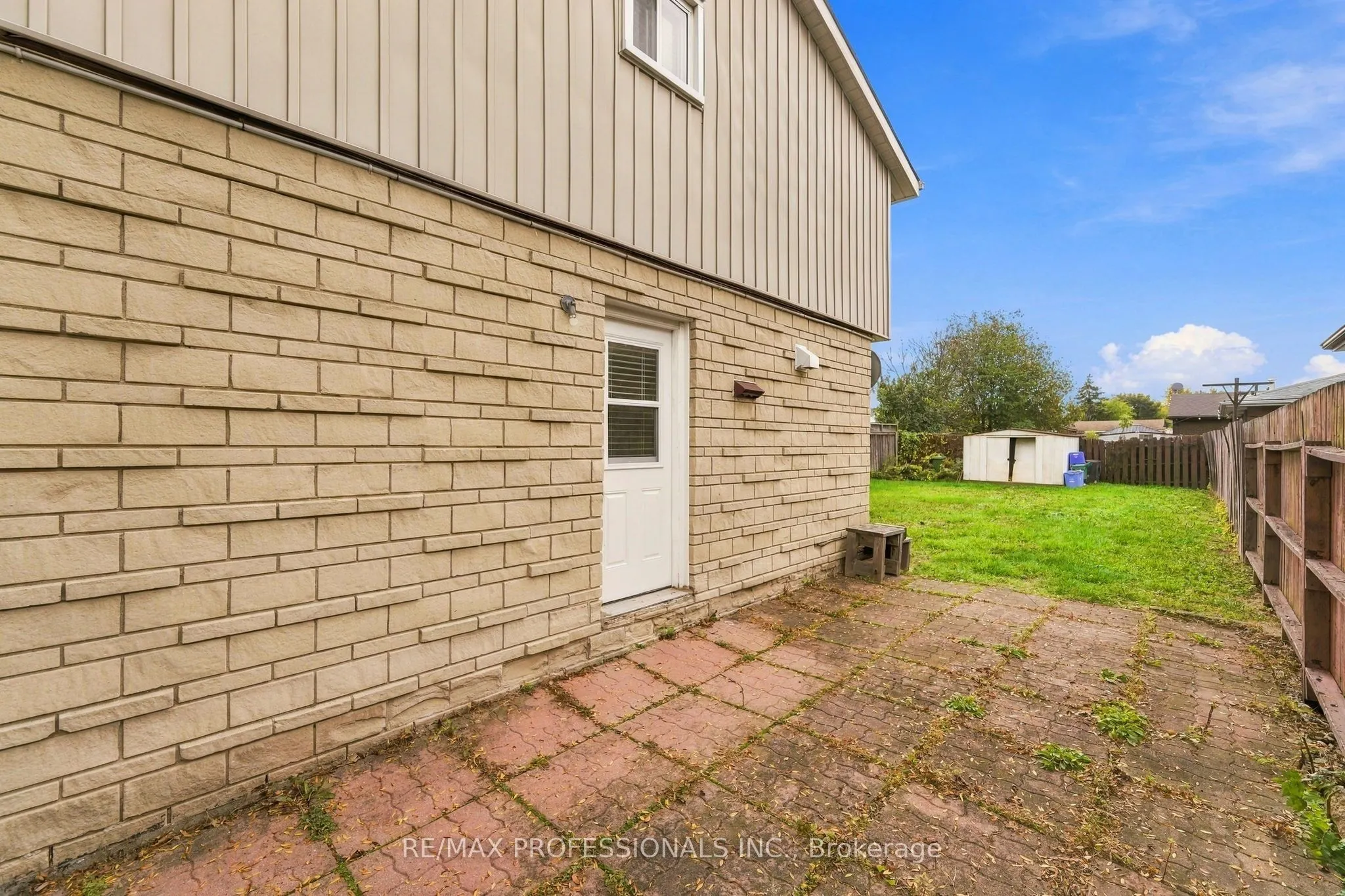 46 Lilacside Drive
