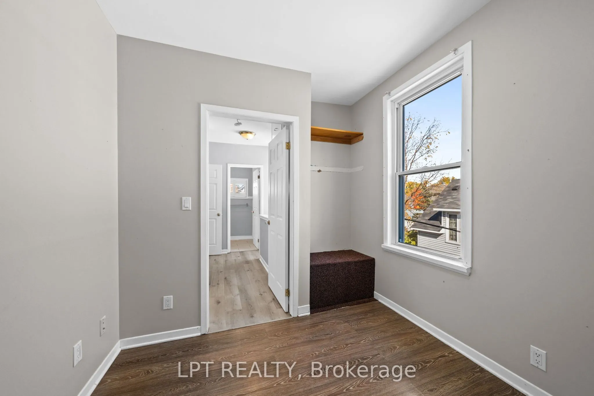 76-78 Main Street E