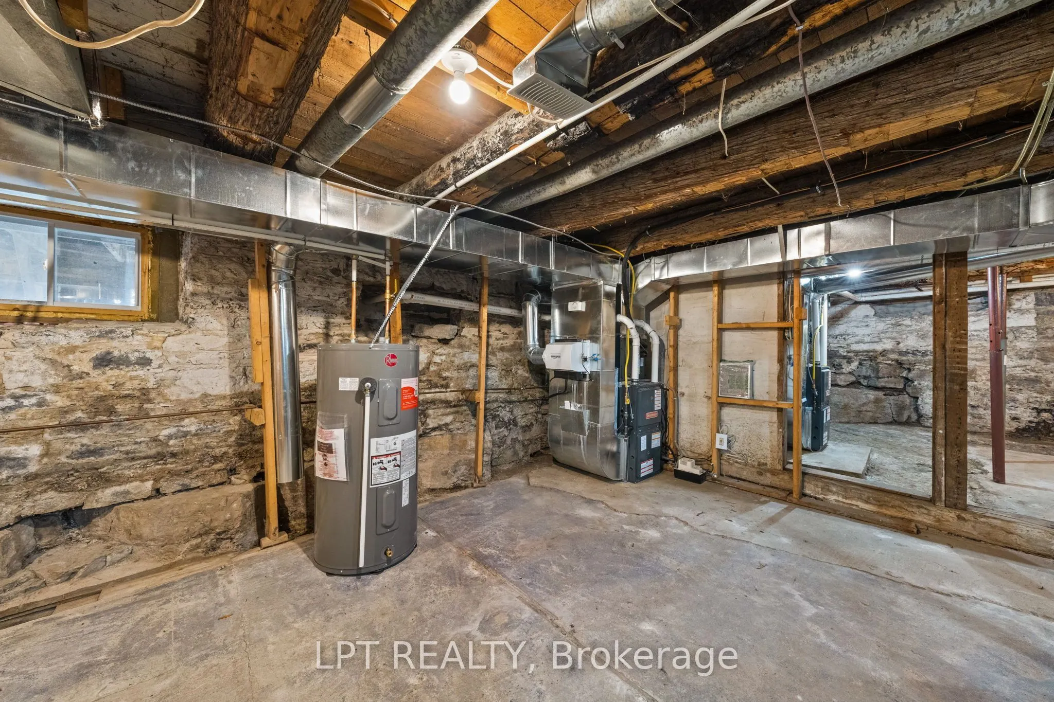 76-78 Main Street E