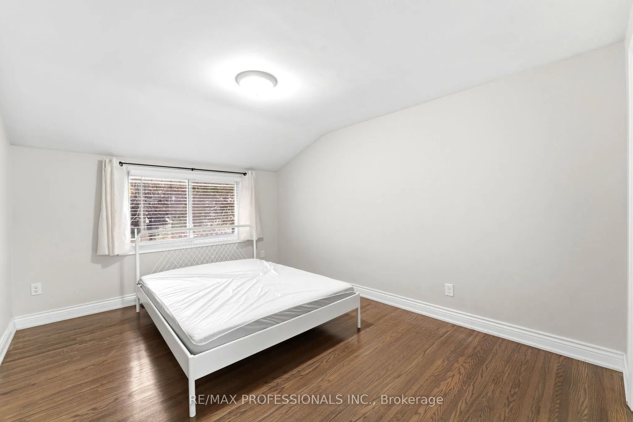 46 Lilacside Drive #Main Level