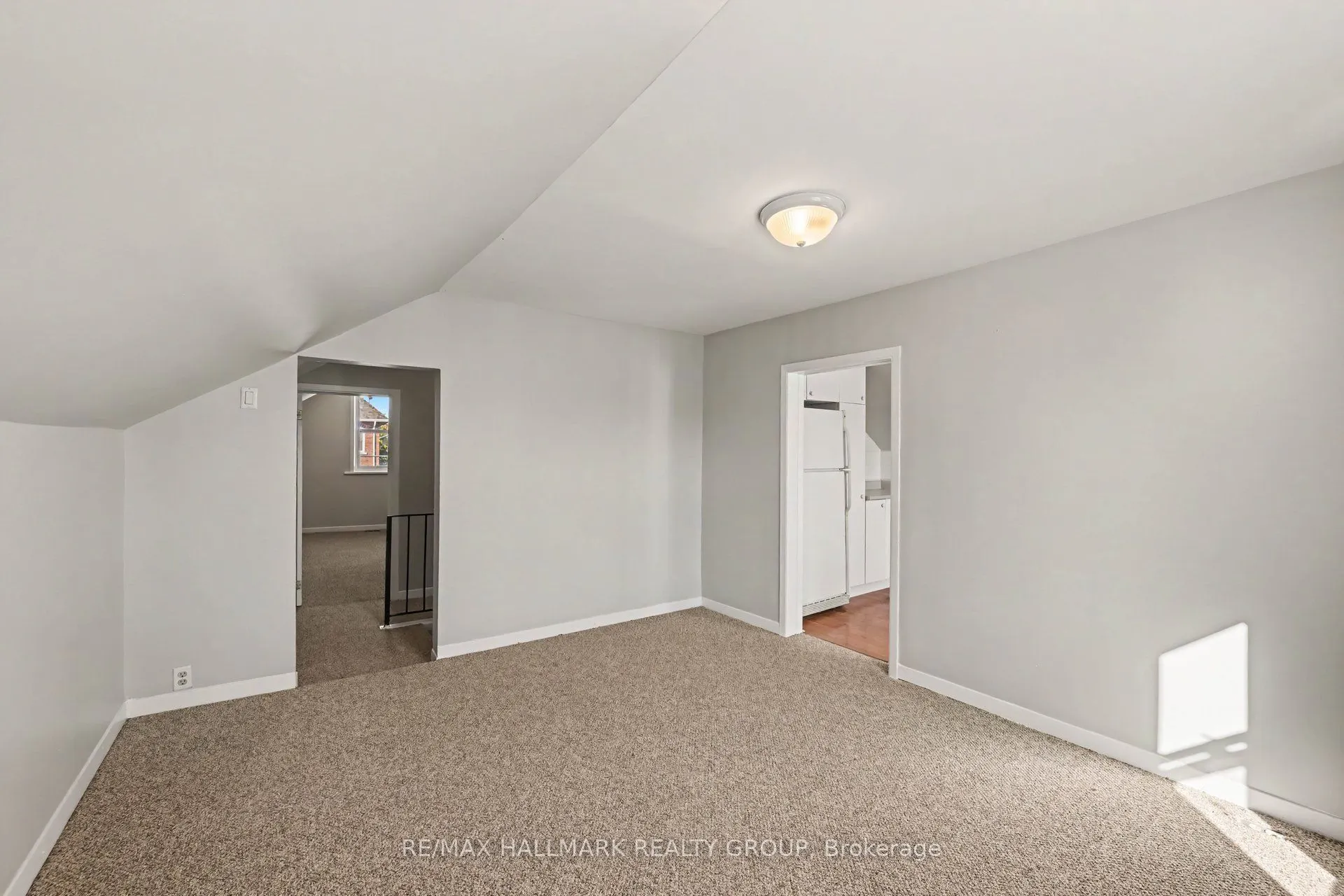 216 Bell Street #1