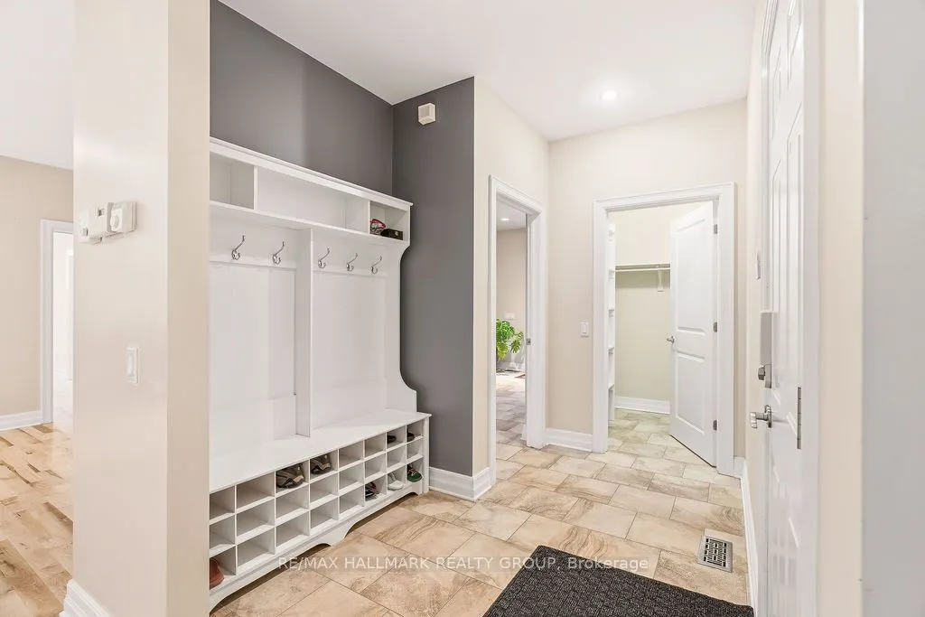 5 Oriole Drive