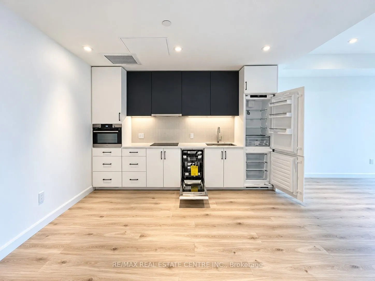 741 KING Street W #1705