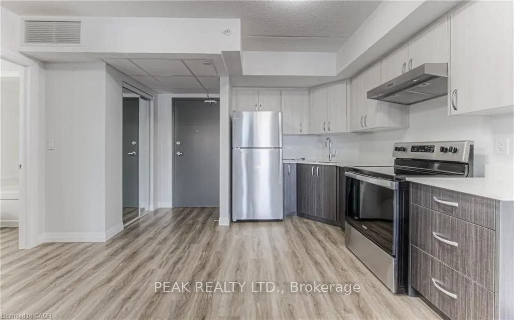 30 George Street N #205