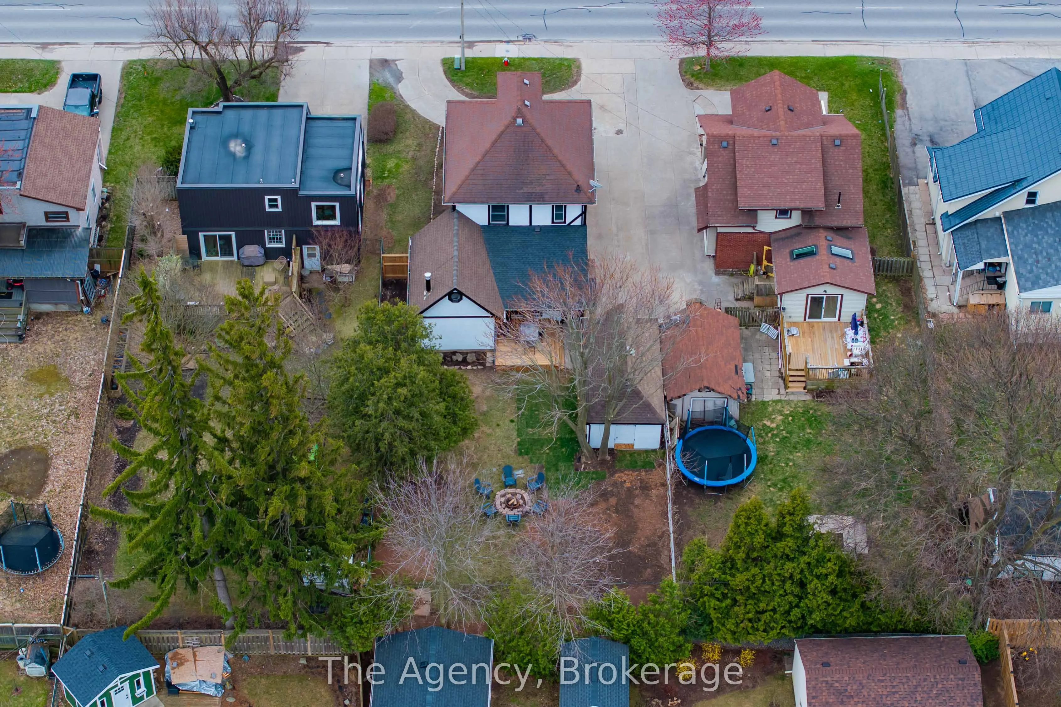 6499 Thorold Stone Road