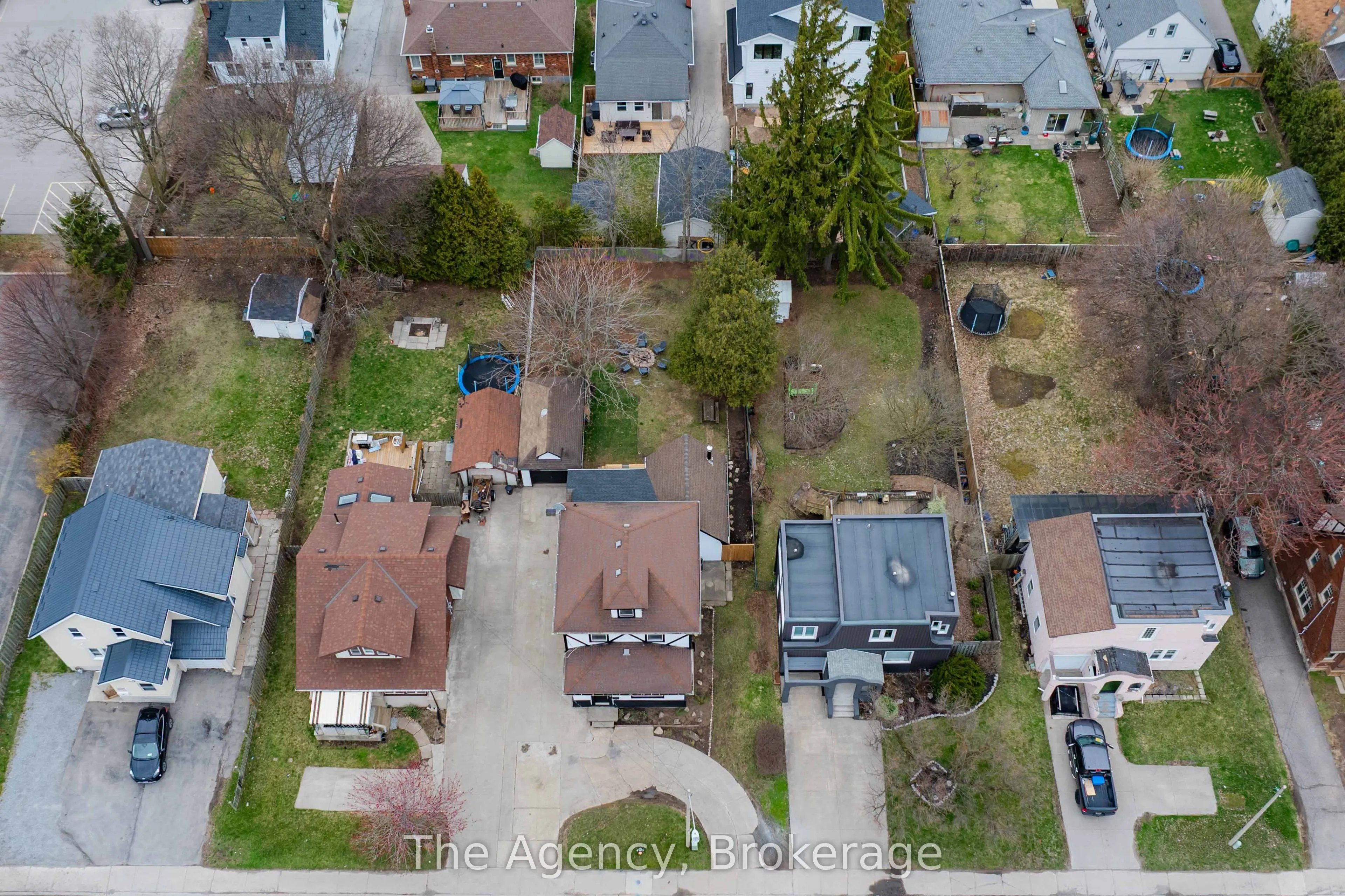 6499 Thorold Stone Road