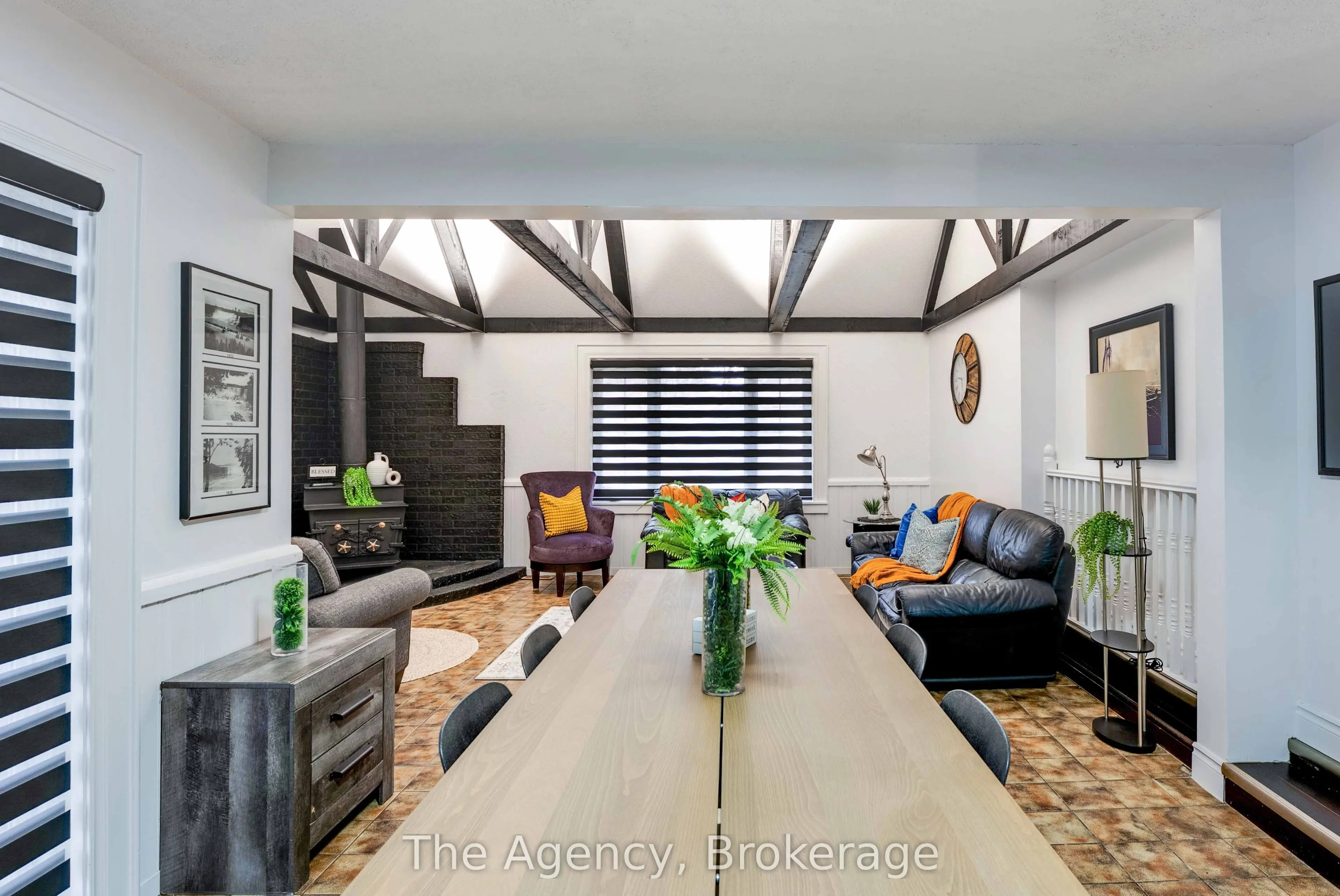6499 Thorold Stone Road