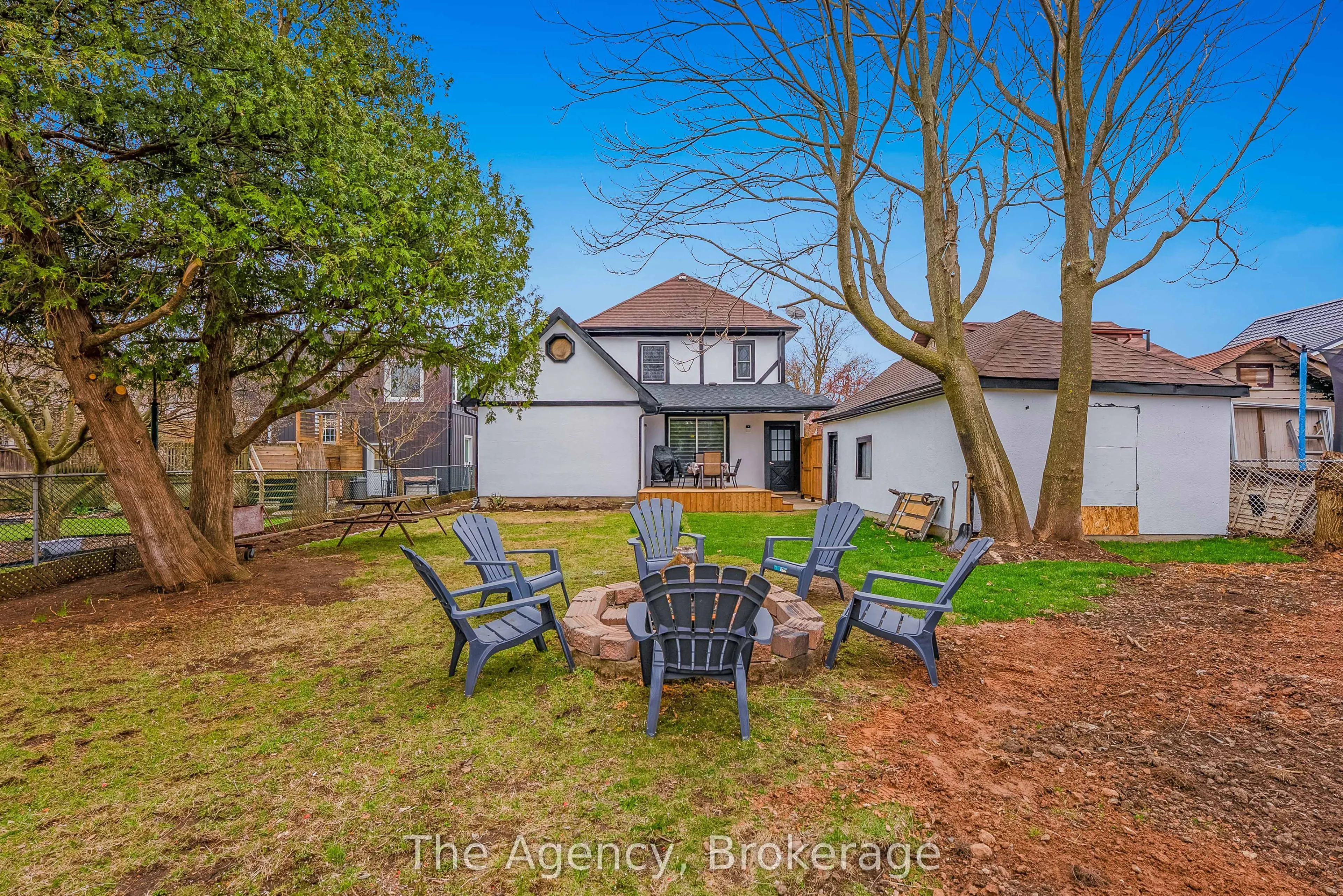 6499 Thorold Stone Road
