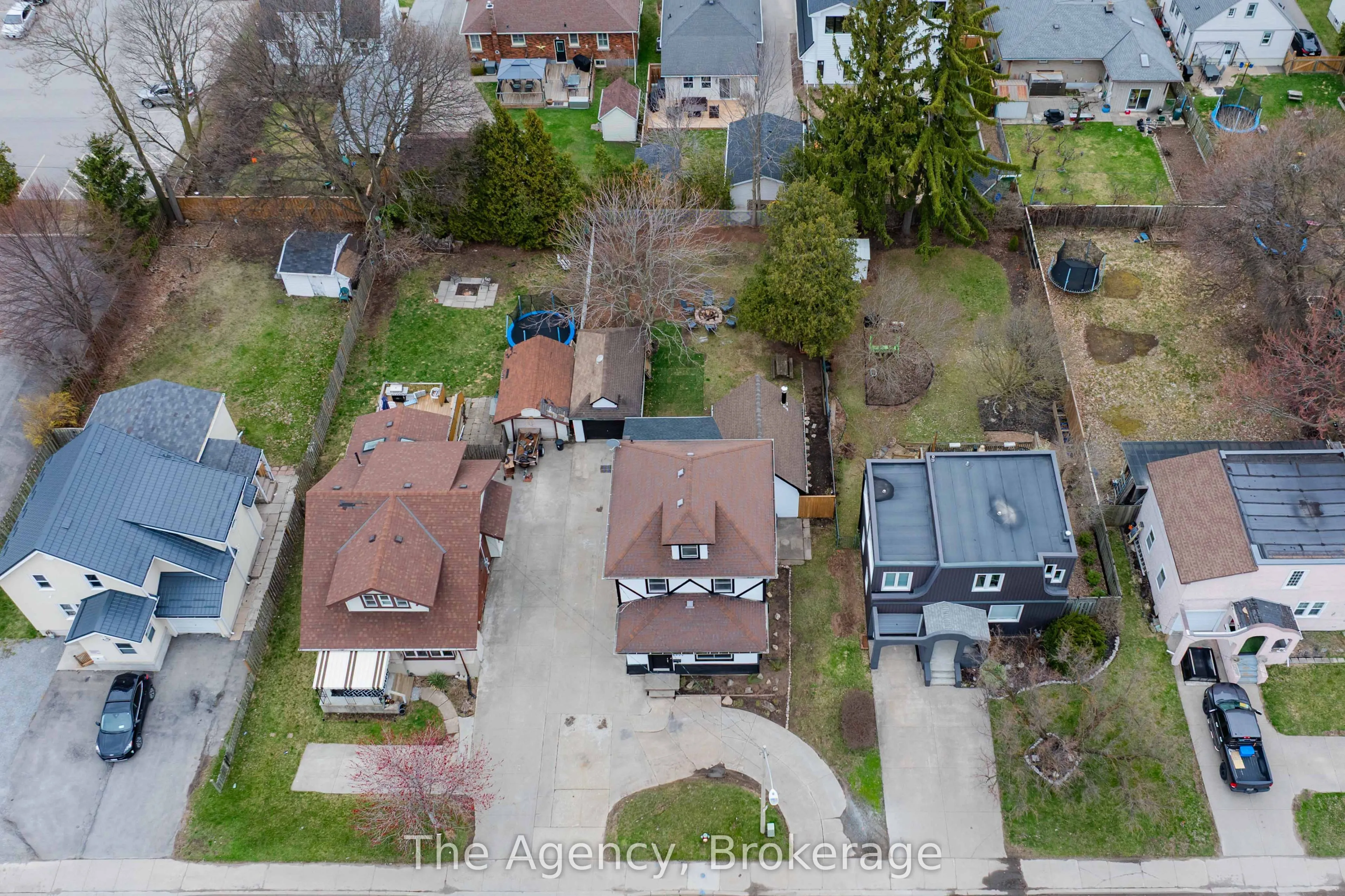 6499 Thorold Stone Road